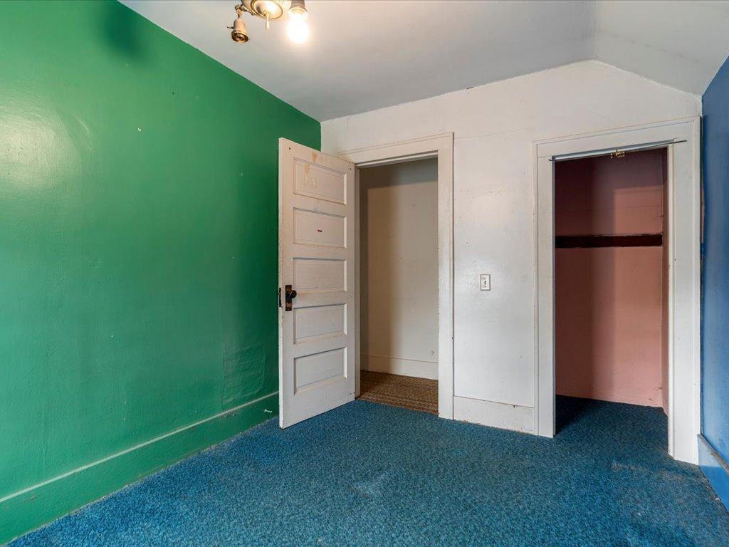 824 10th Avenue Ne Property Photo 22