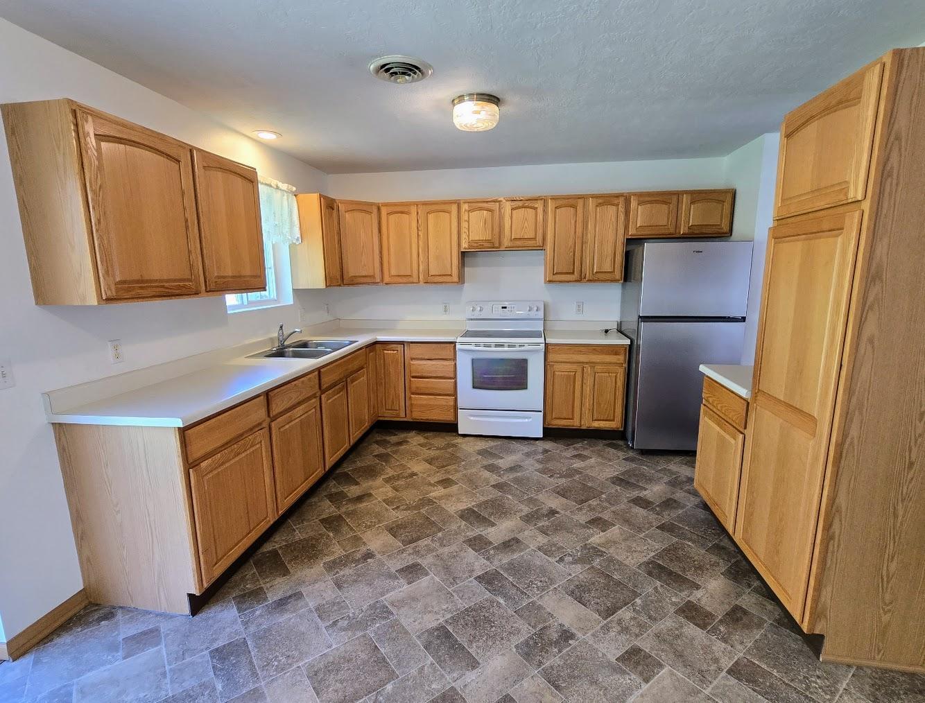 163 Ridgeview Drive Property Photo 9