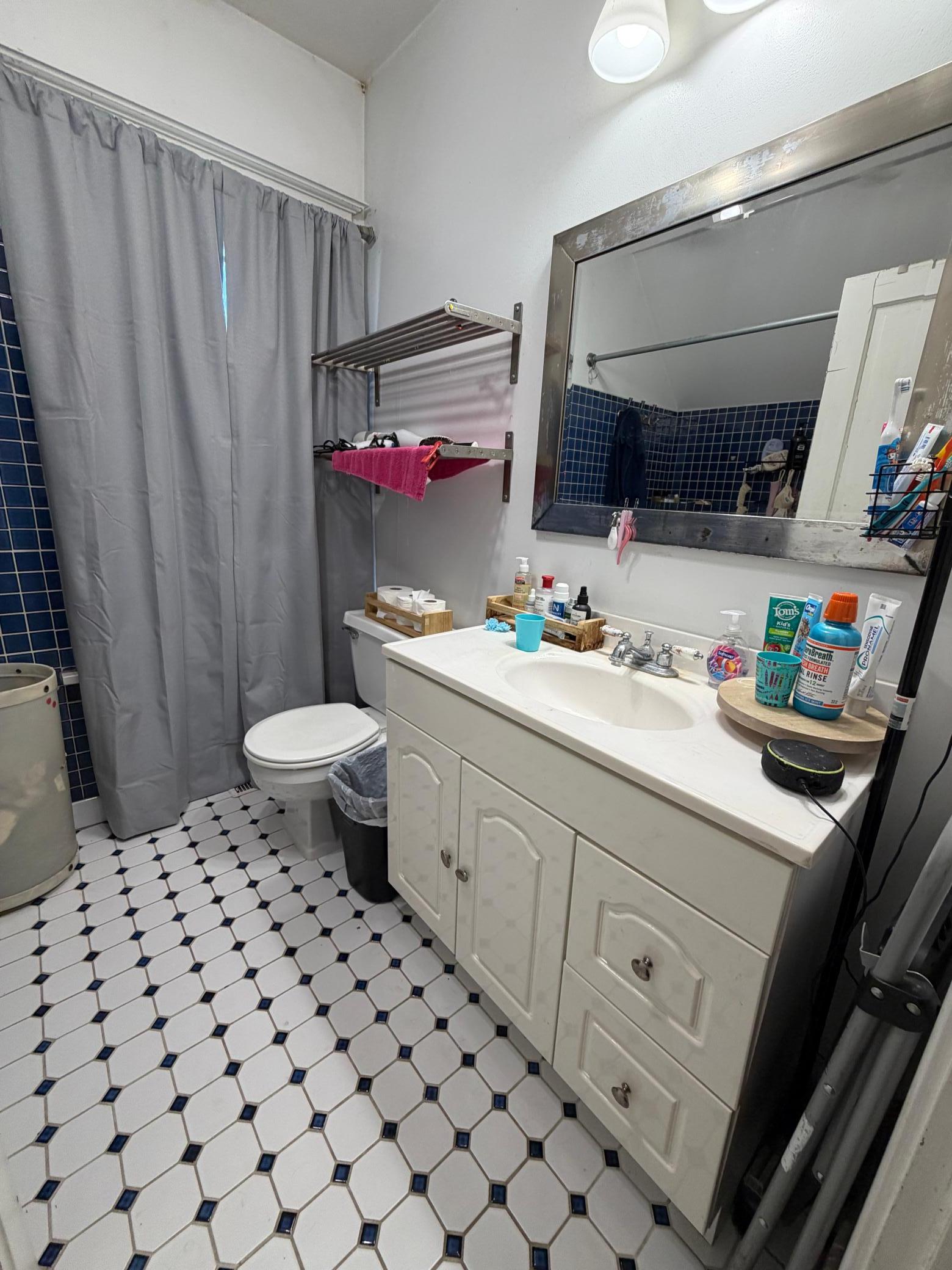 308 Center Street E Property Photo 20