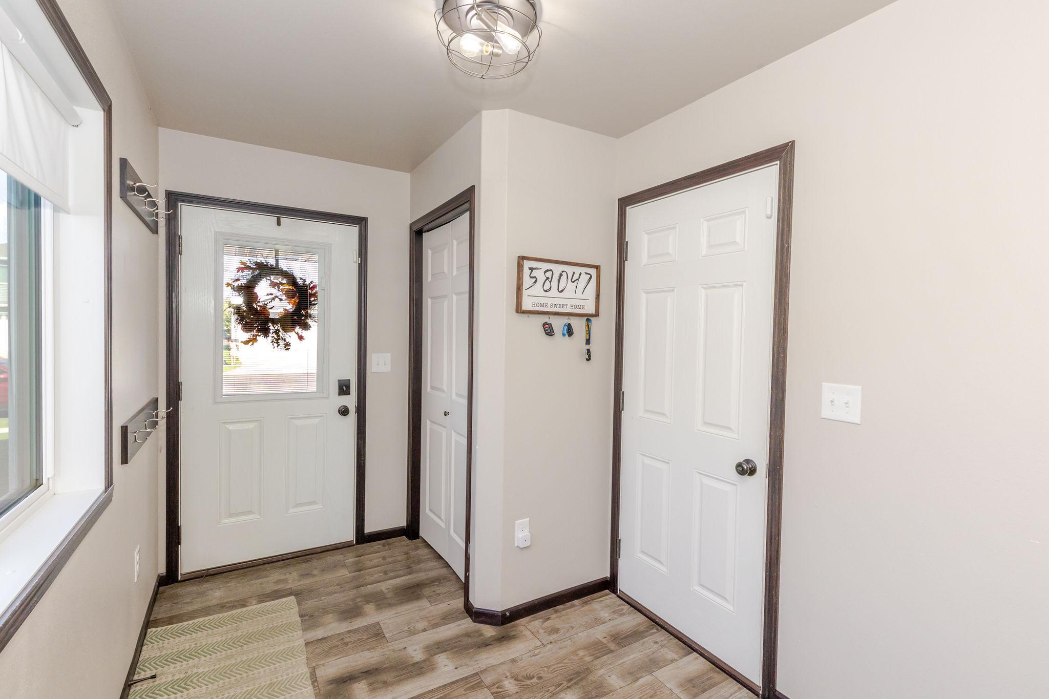 8081 Goldfinch Drive Property Photo 4