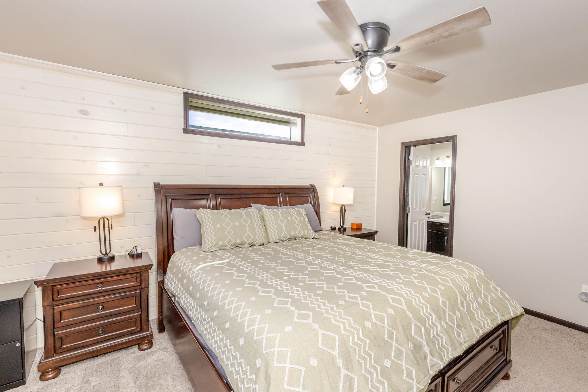 8081 Goldfinch Drive Property Photo 17