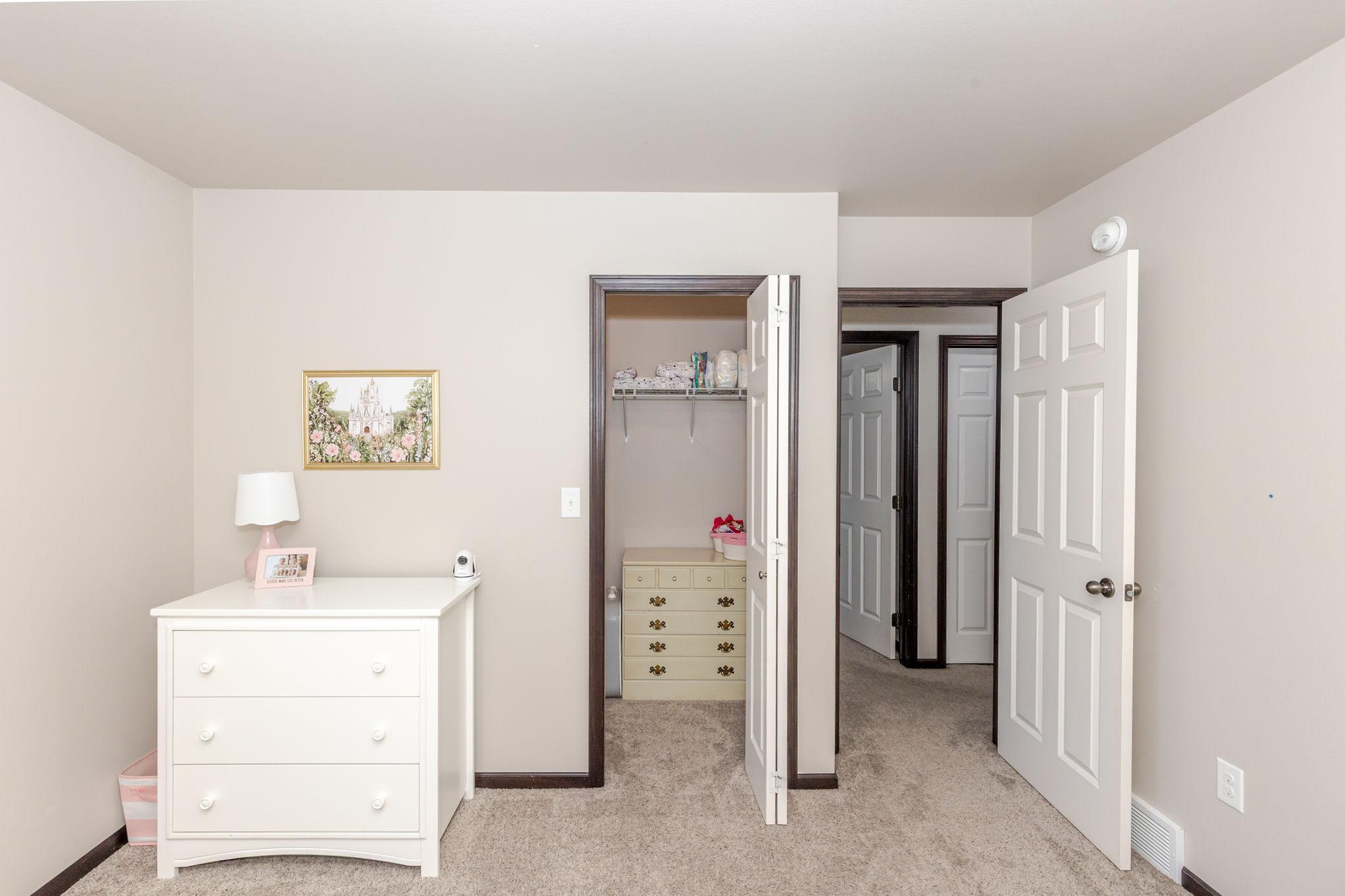 8081 Goldfinch Drive Property Photo 25