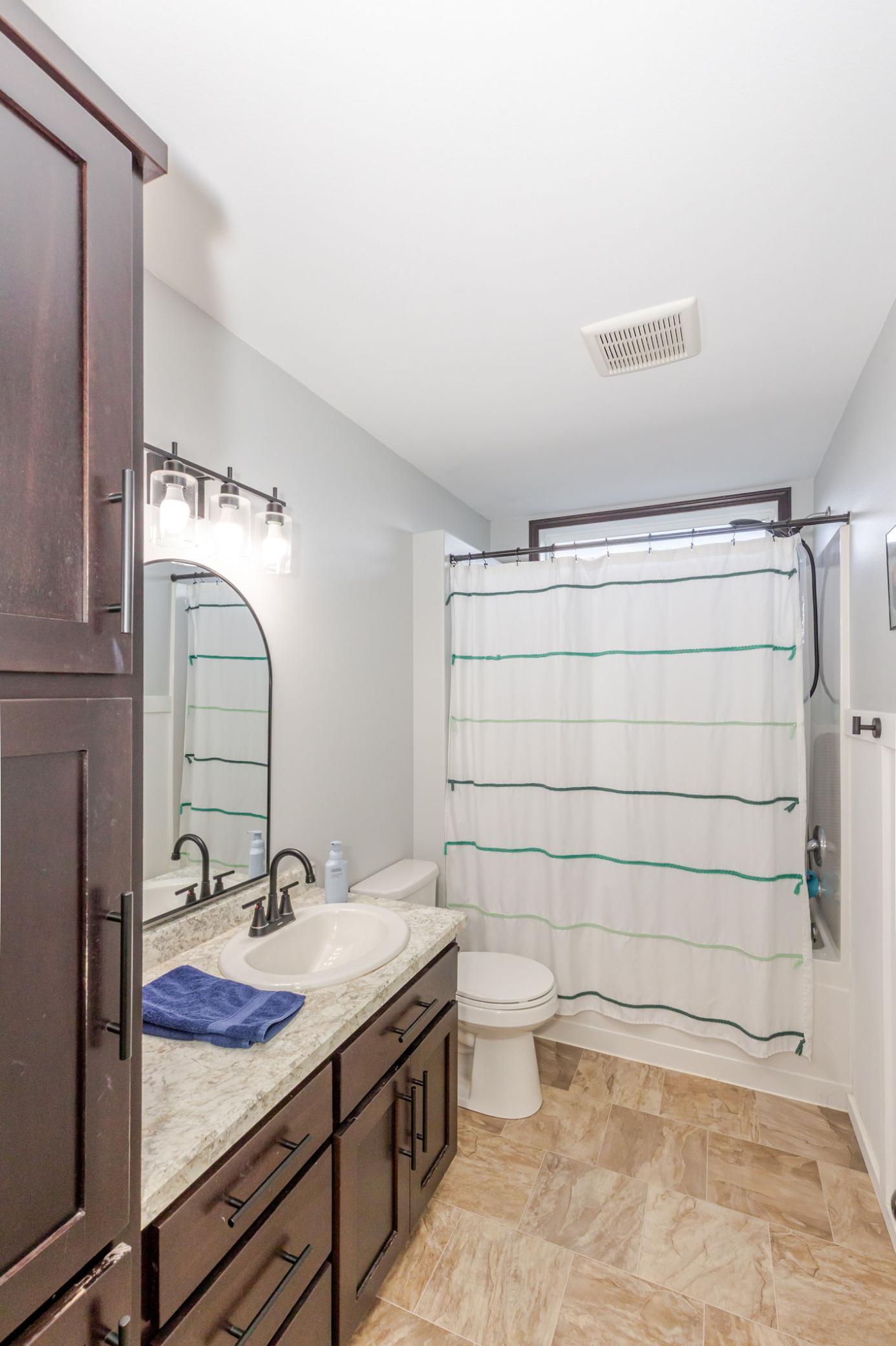 8081 Goldfinch Drive Property Photo 27
