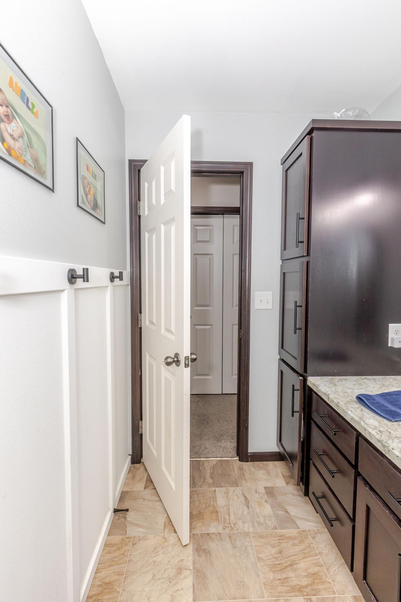 8081 Goldfinch Drive Property Photo 29