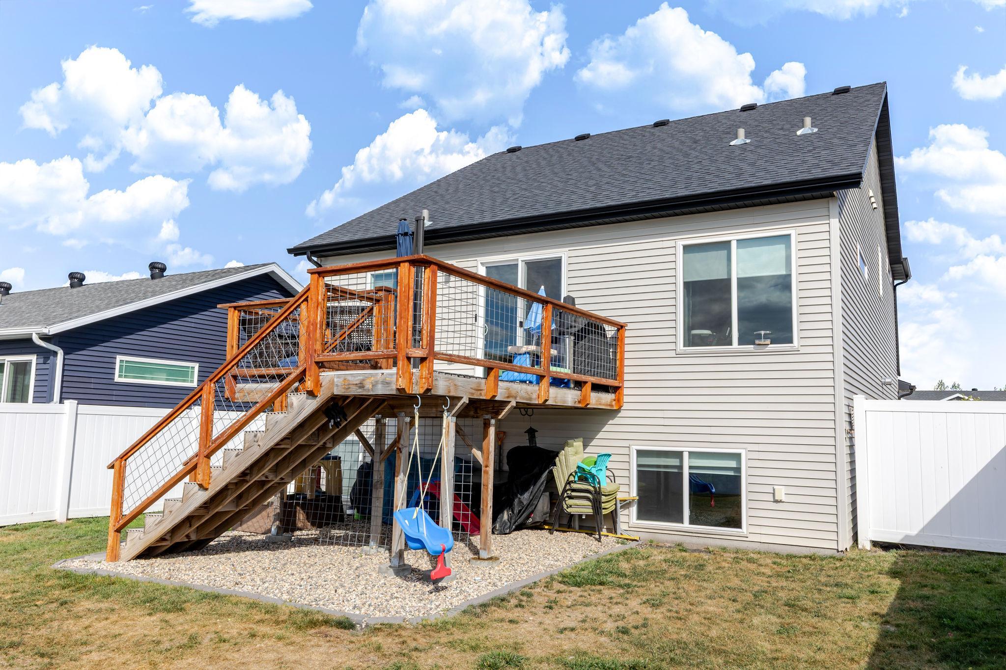 8081 Goldfinch Drive Property Photo 48