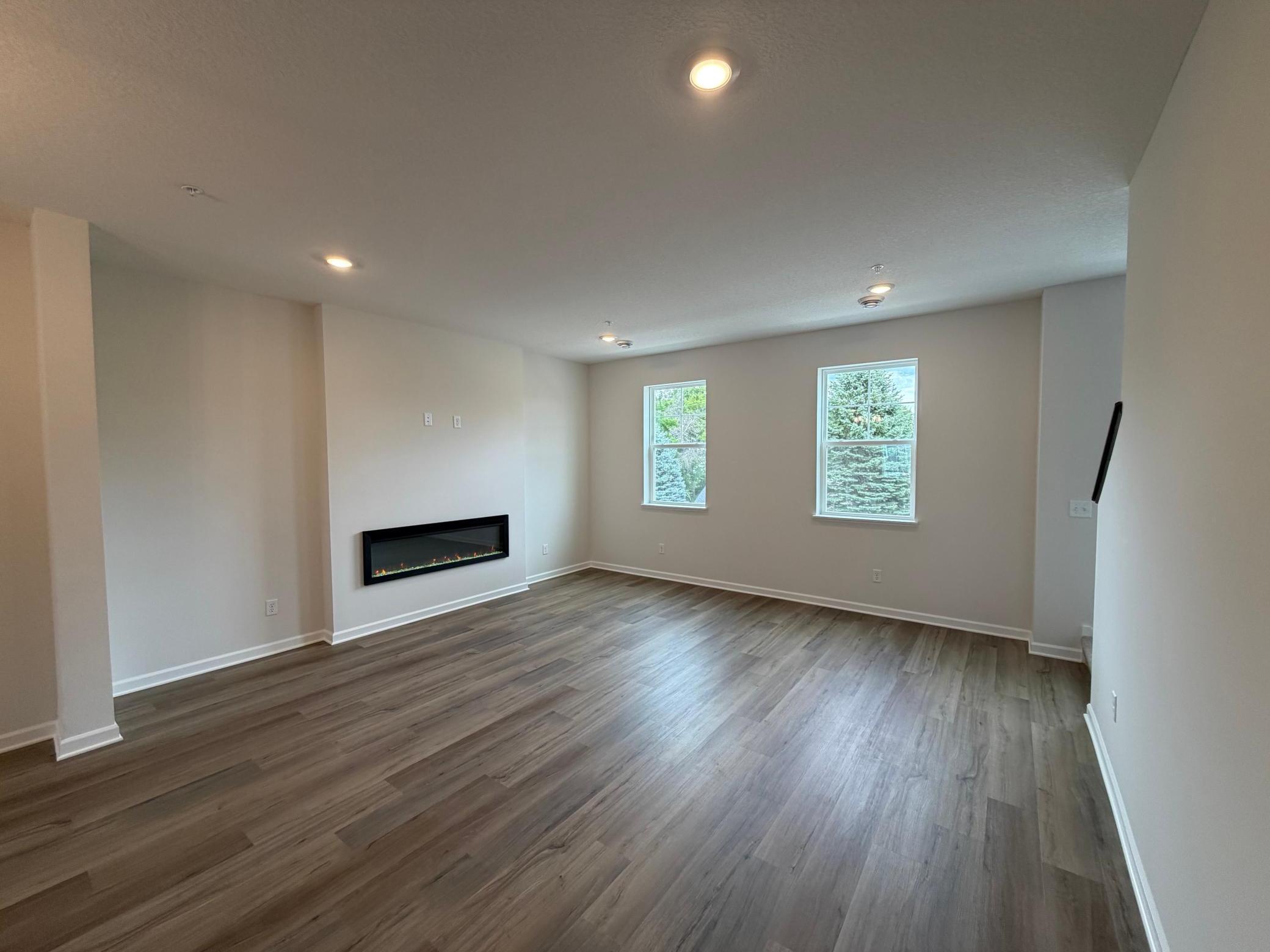 13626 Willow Drive Property Photo 2
