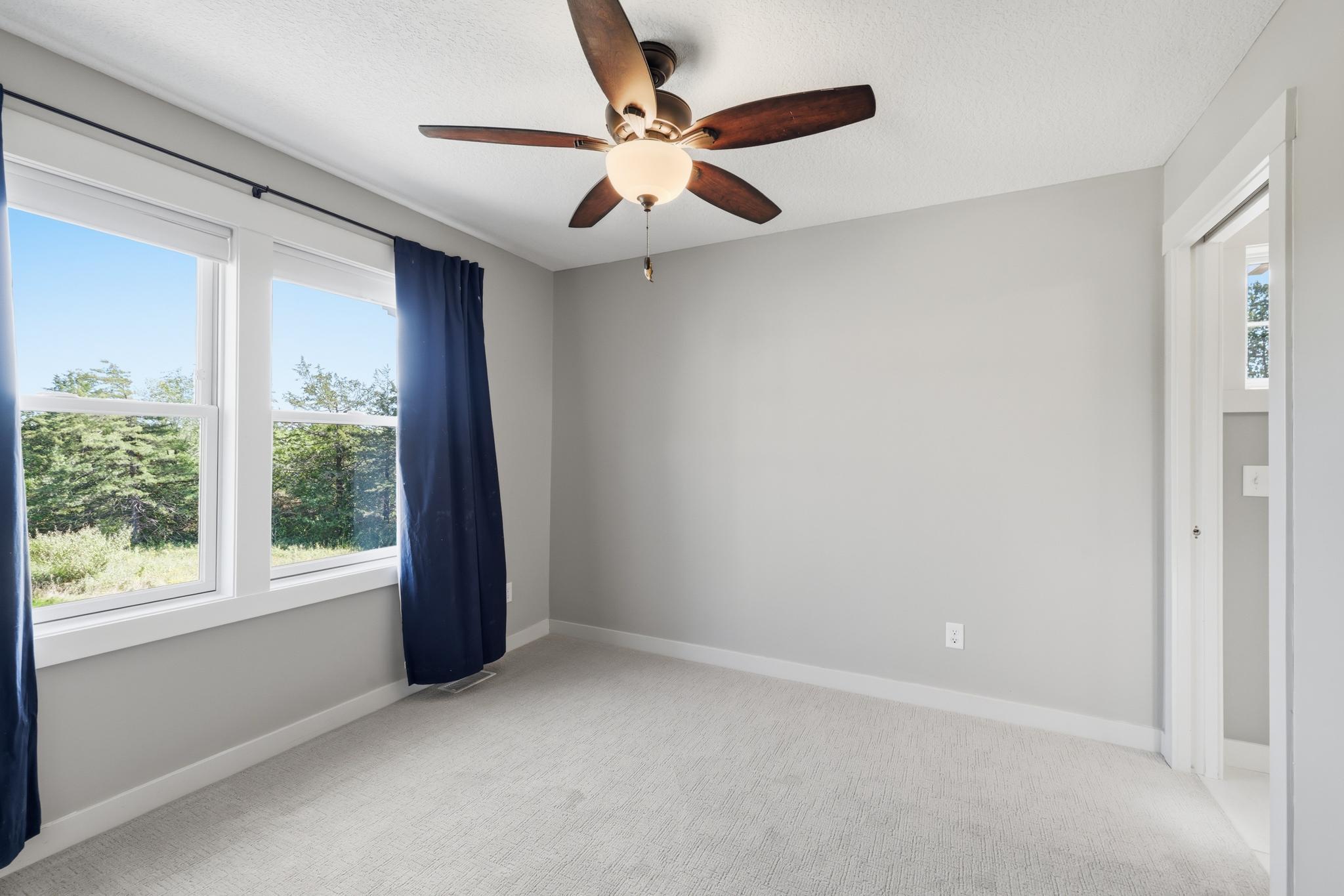 332 Lindsay Road Property Photo 33