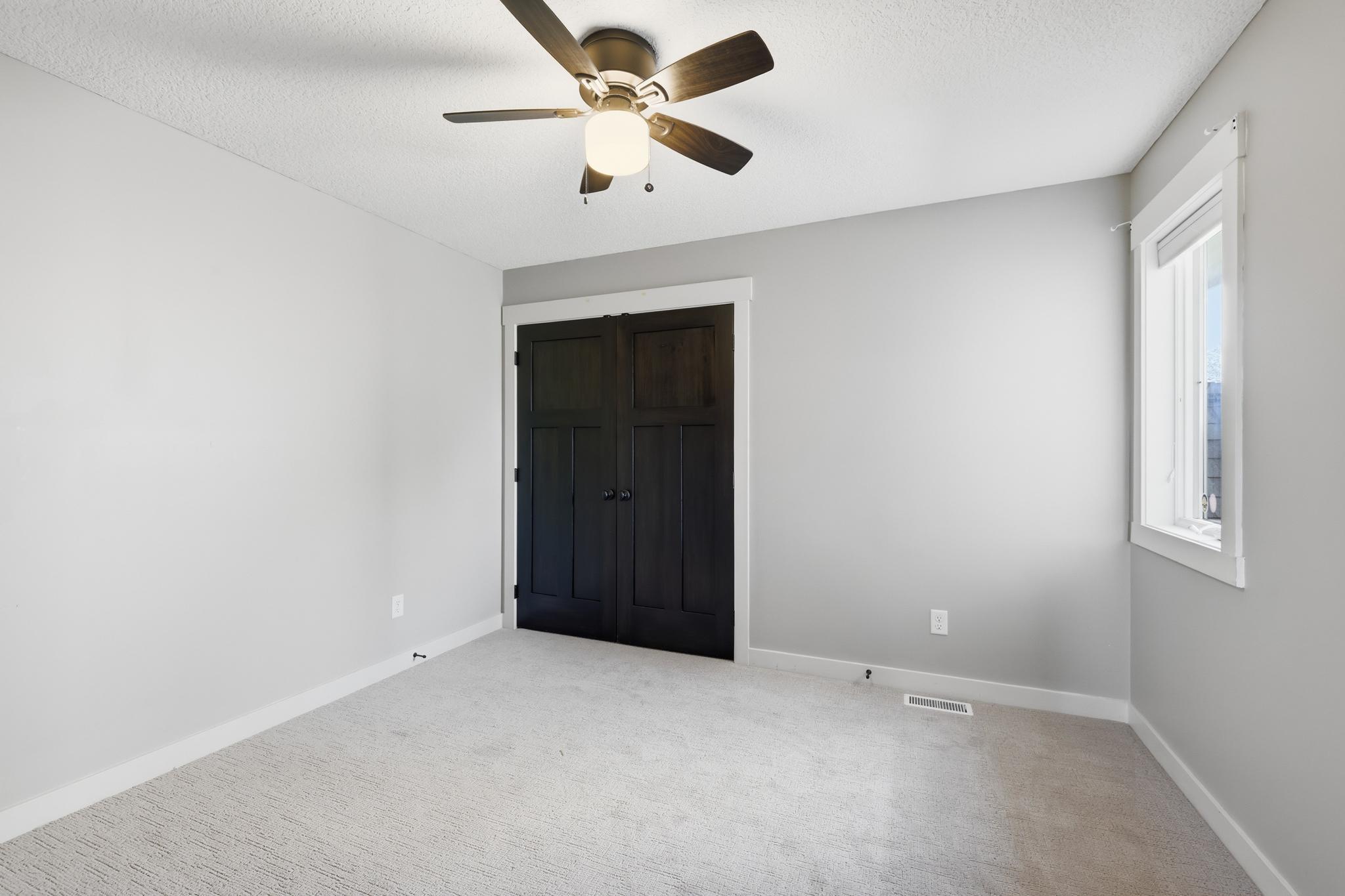 332 Lindsay Road Property Photo 44