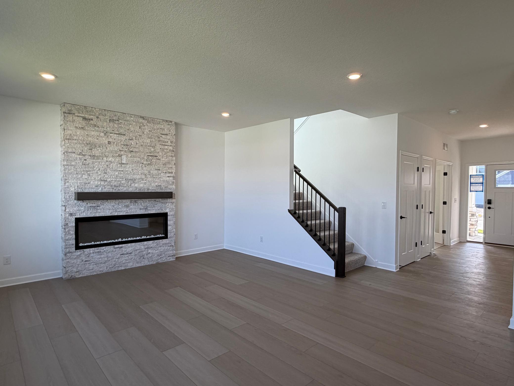 1081 Achilles Drive Property Photo 6
