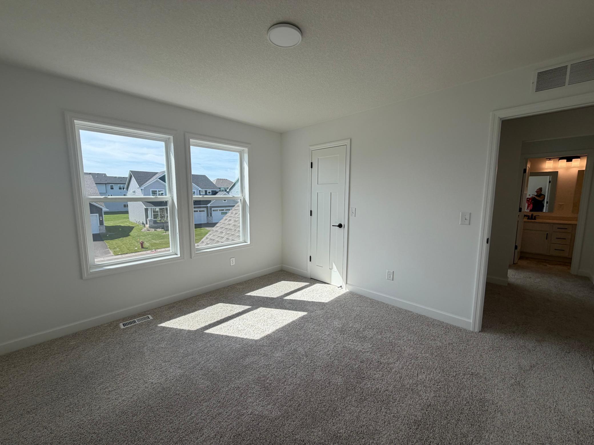 1081 Achilles Drive Property Photo 11