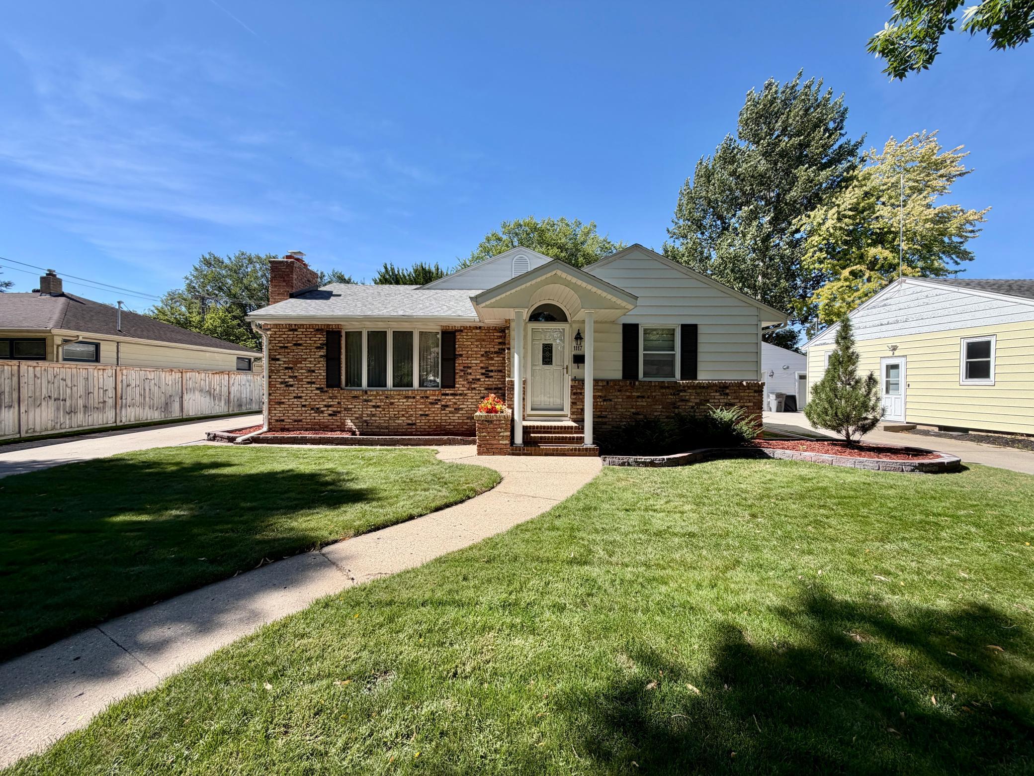 1117 1st Street S Property Photo 1