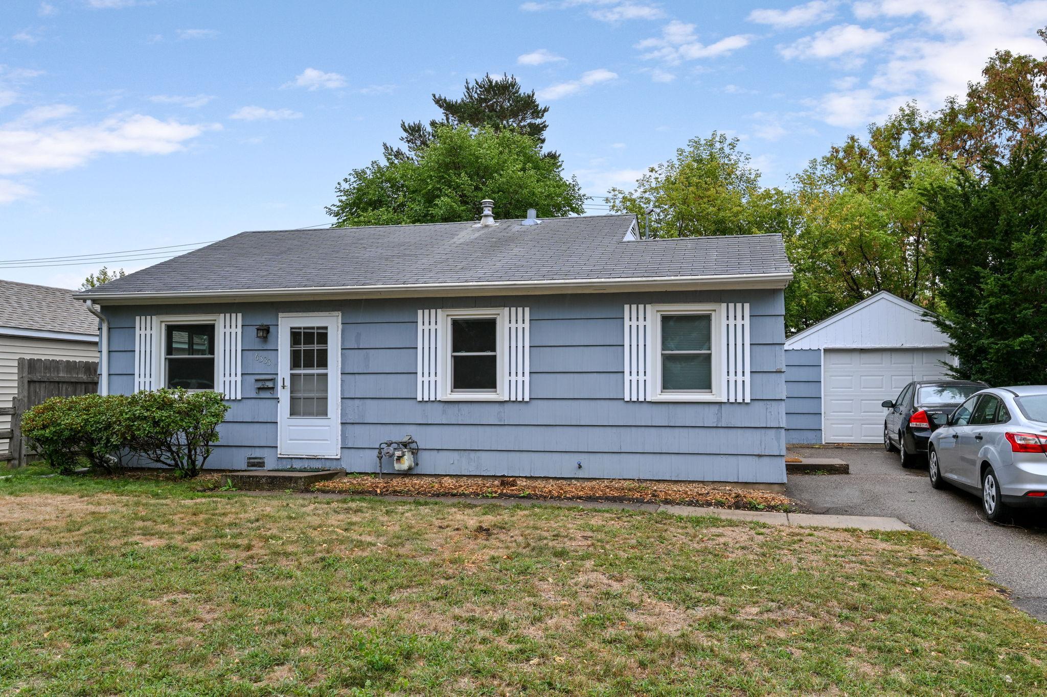 6333 52nd Avenue N Property Photo 1