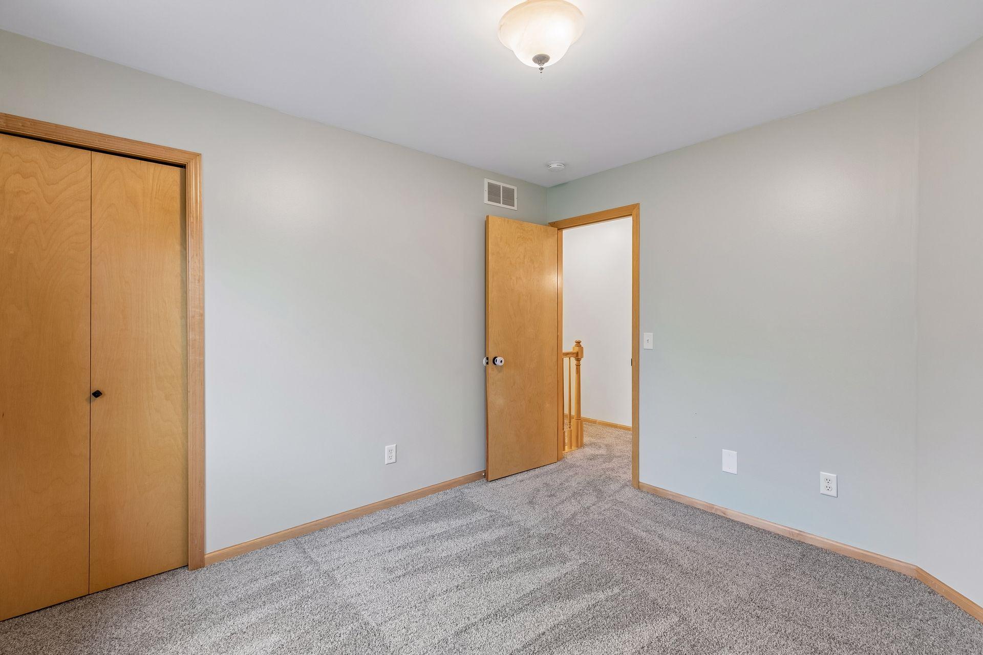 19925 English Court Property Photo 41