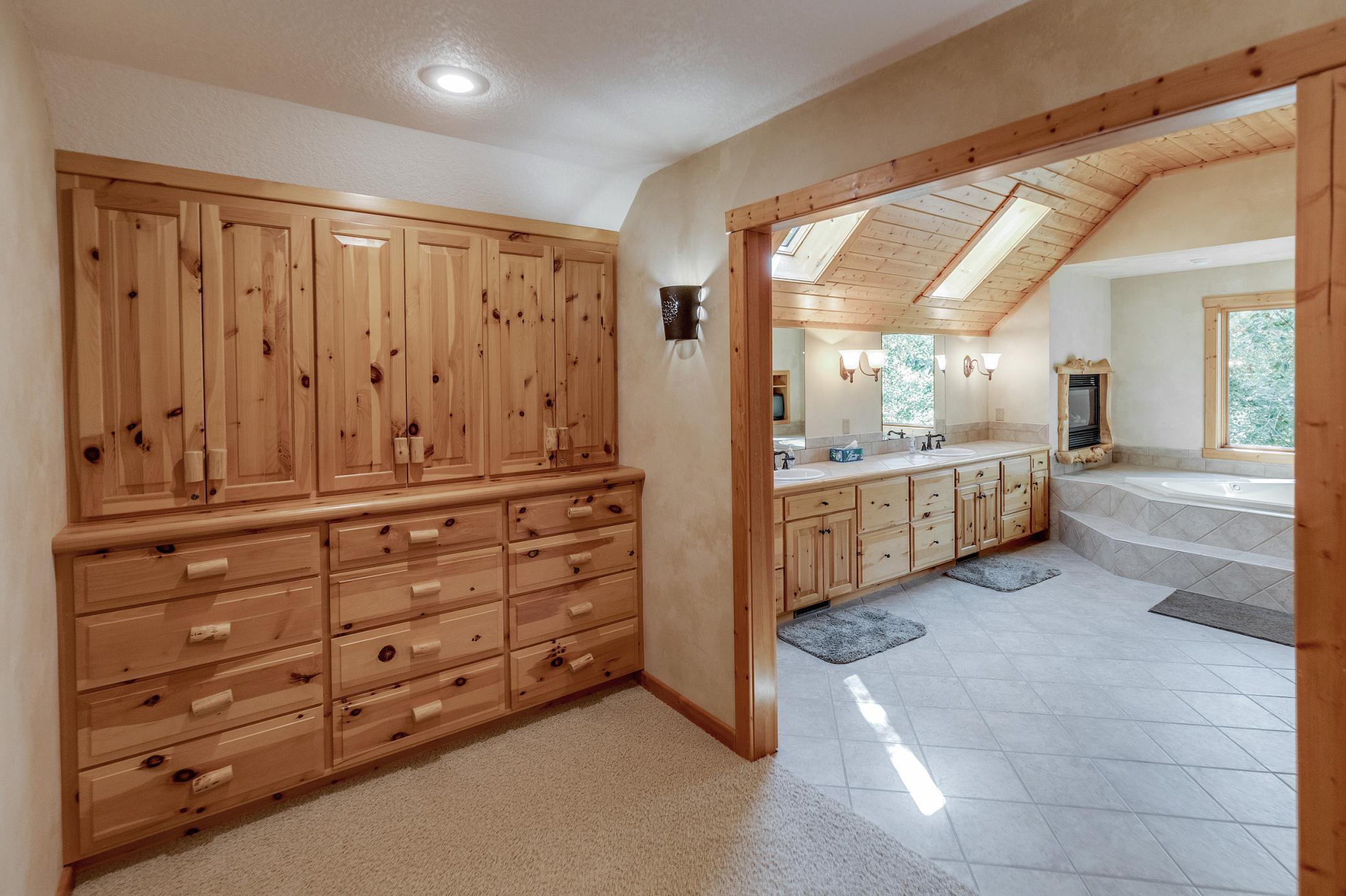 12402 Abc Drive Property Photo 43