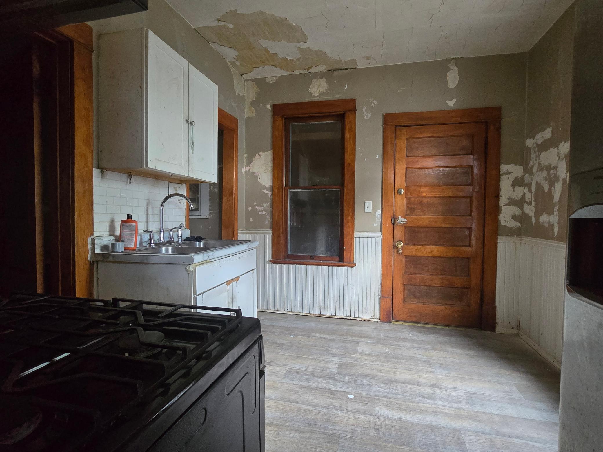 866 Duluth Street Property Photo 17