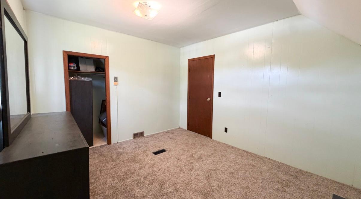 356 Oak Street Property Photo 22