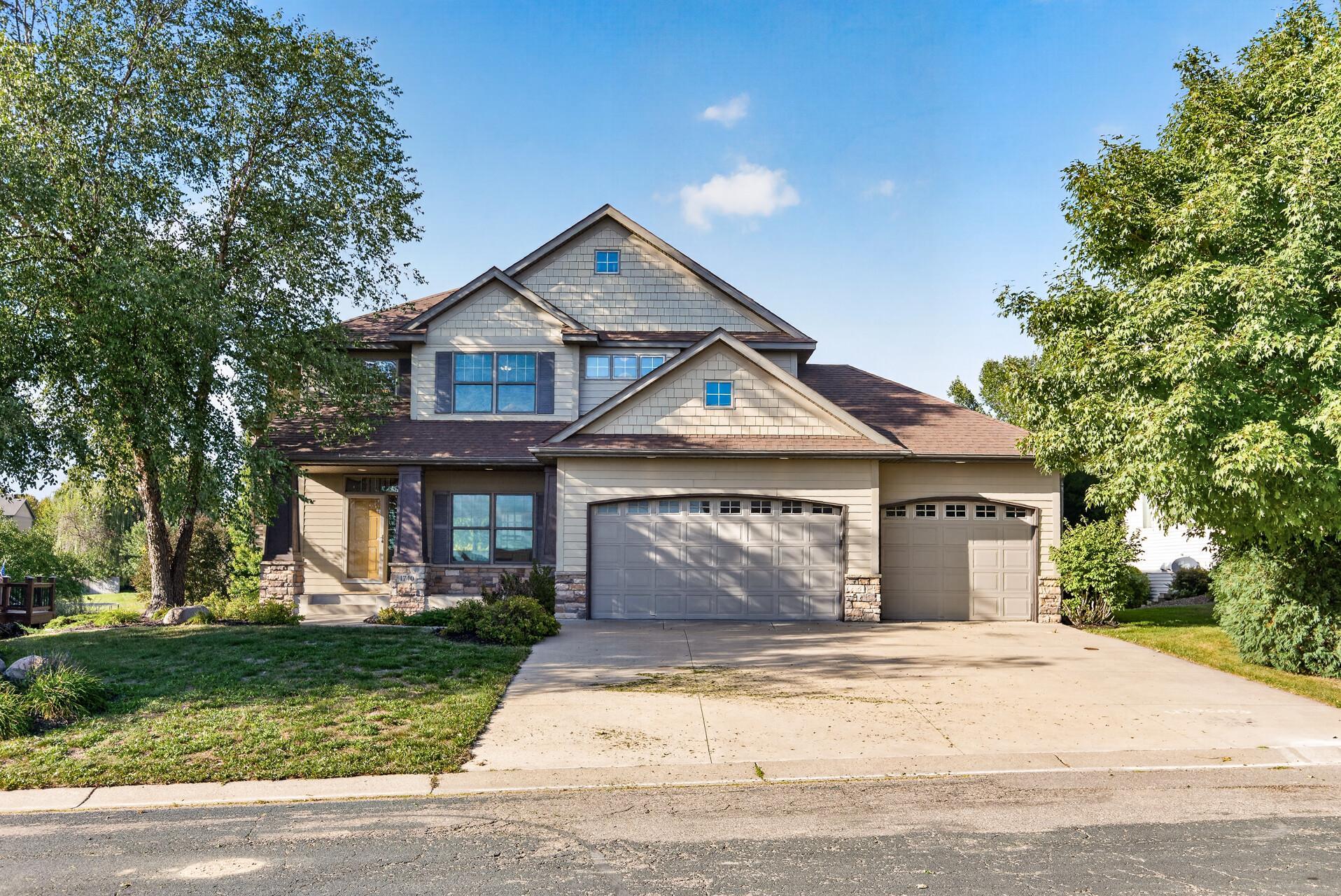 1740 Sandbar Circle Property Photo 1