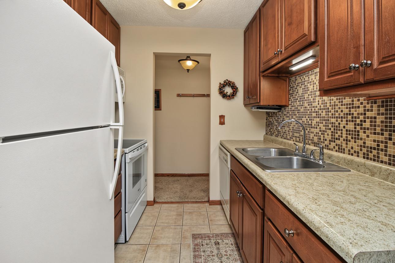 3421 Kent Street 407 Property Photo 8