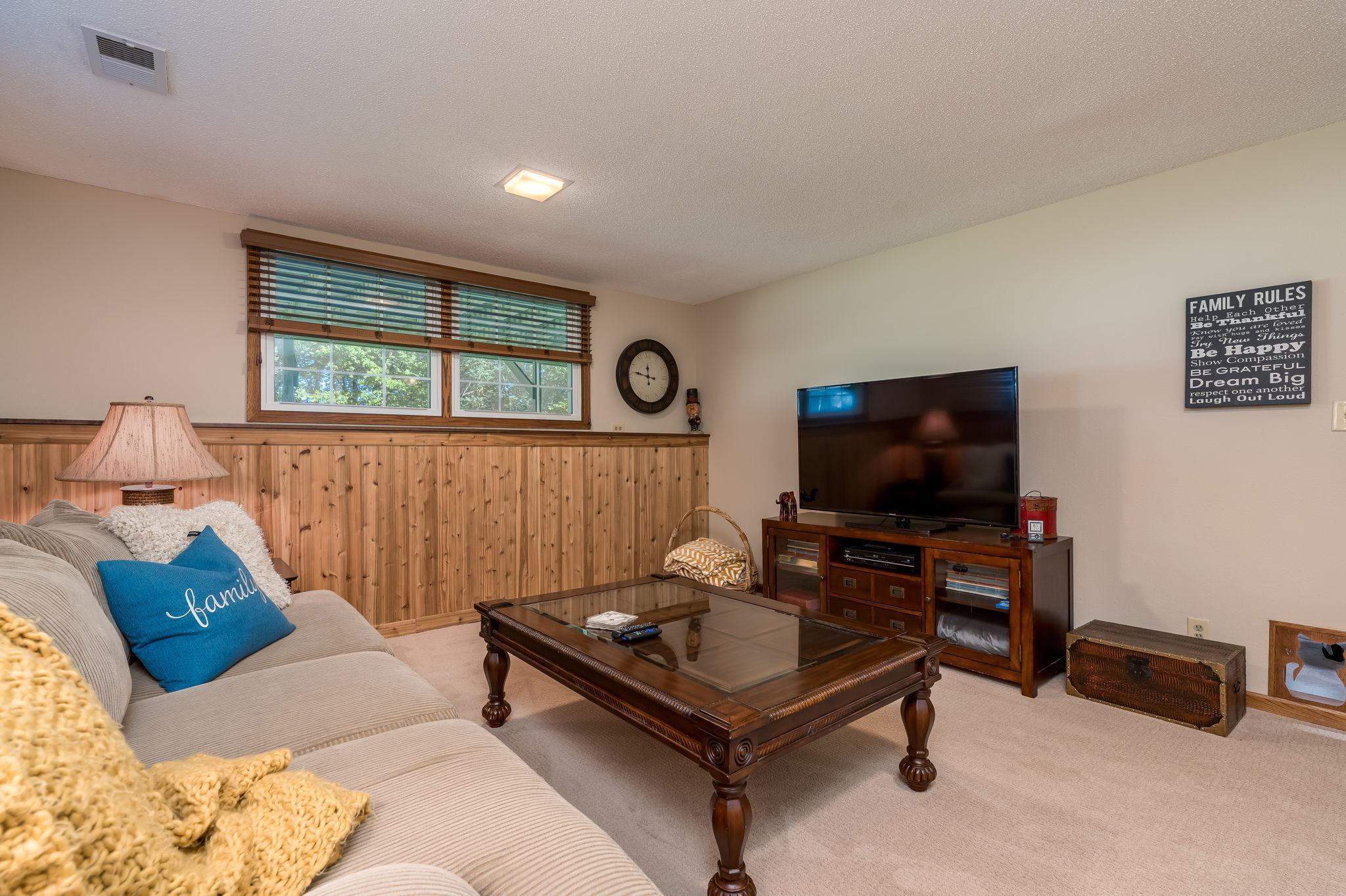 204 Viking Drive Property Photo 31