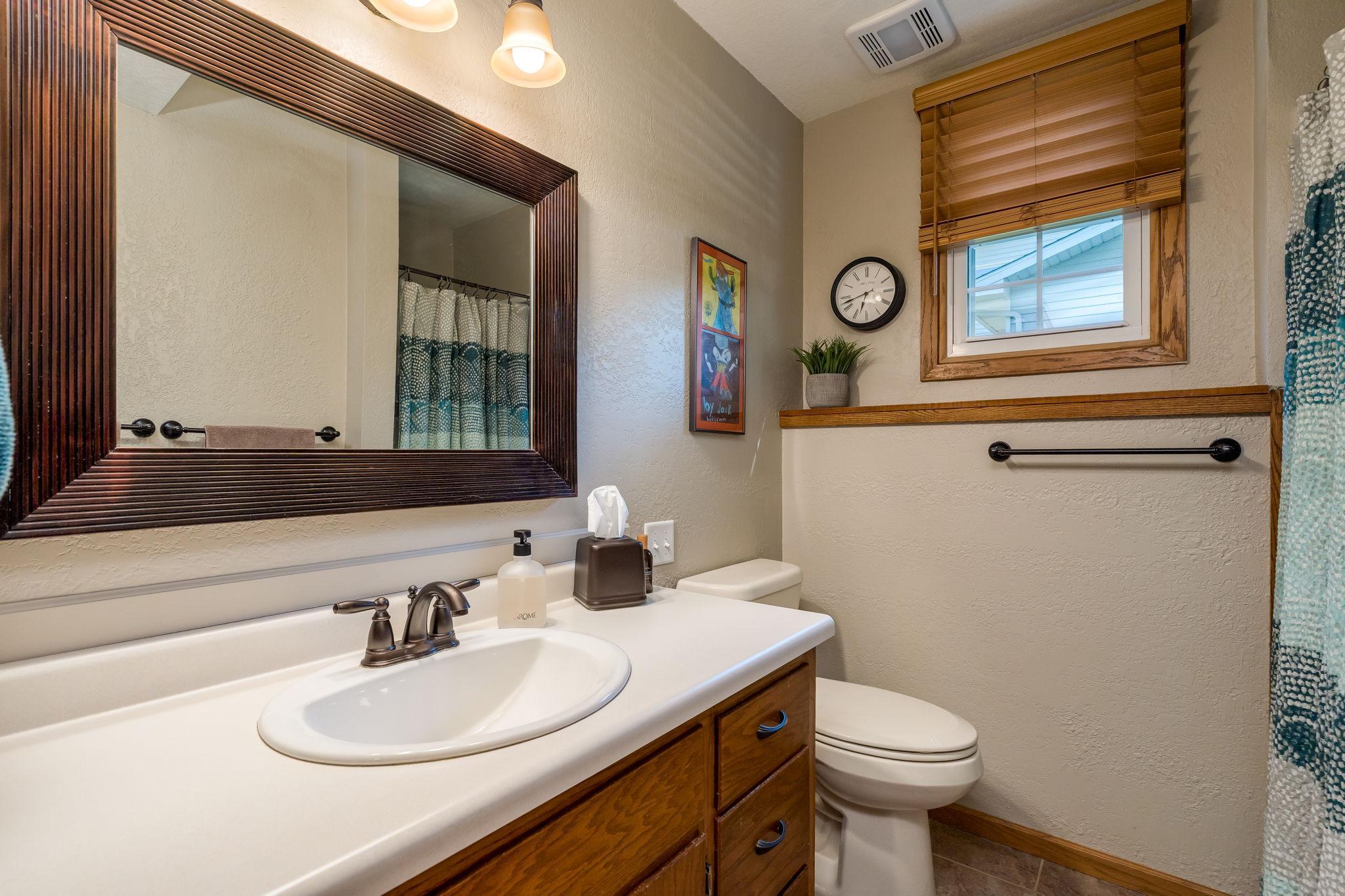 204 Viking Drive Property Photo 37