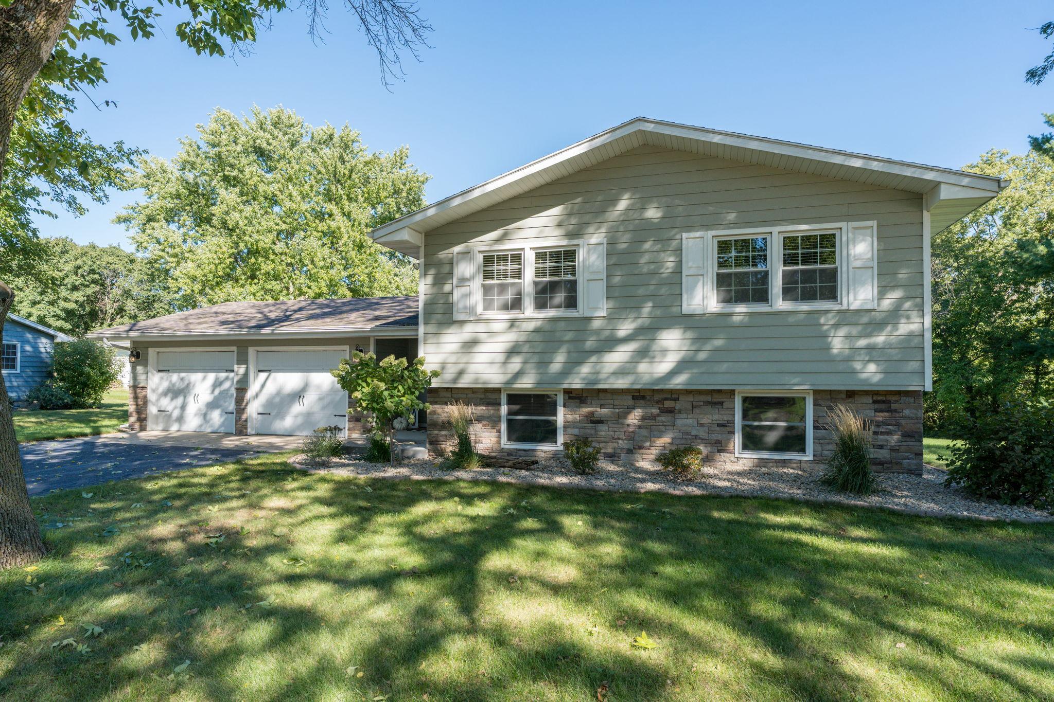 204 Viking Drive Property Photo 39