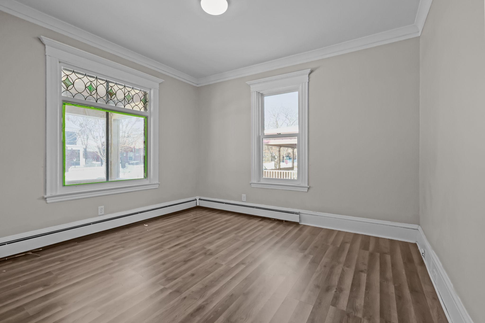 2209 Aldrich Avenue S Property Photo 4
