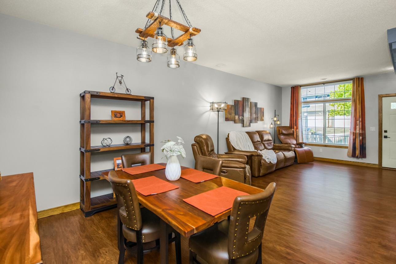 1944 Mockingbird Avenue Property Photo 8