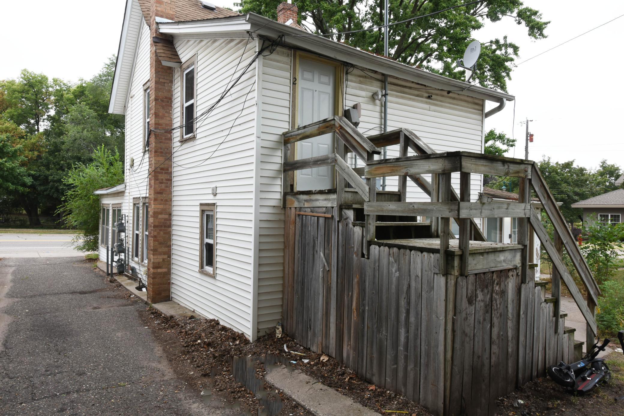681 Old Highway 8 Nw Property Photo 2