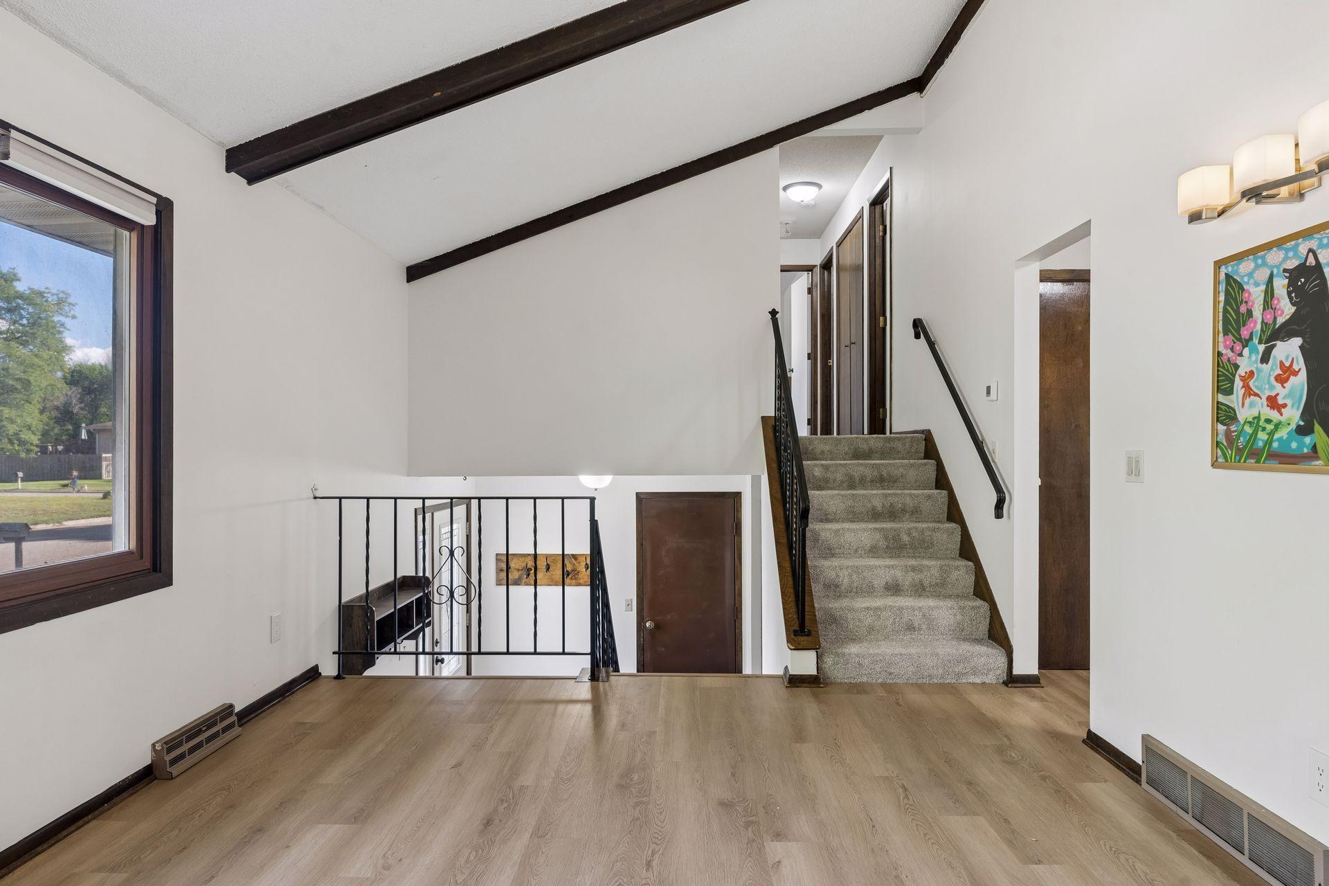6509 Edgemont Boulevard N Property Photo 12
