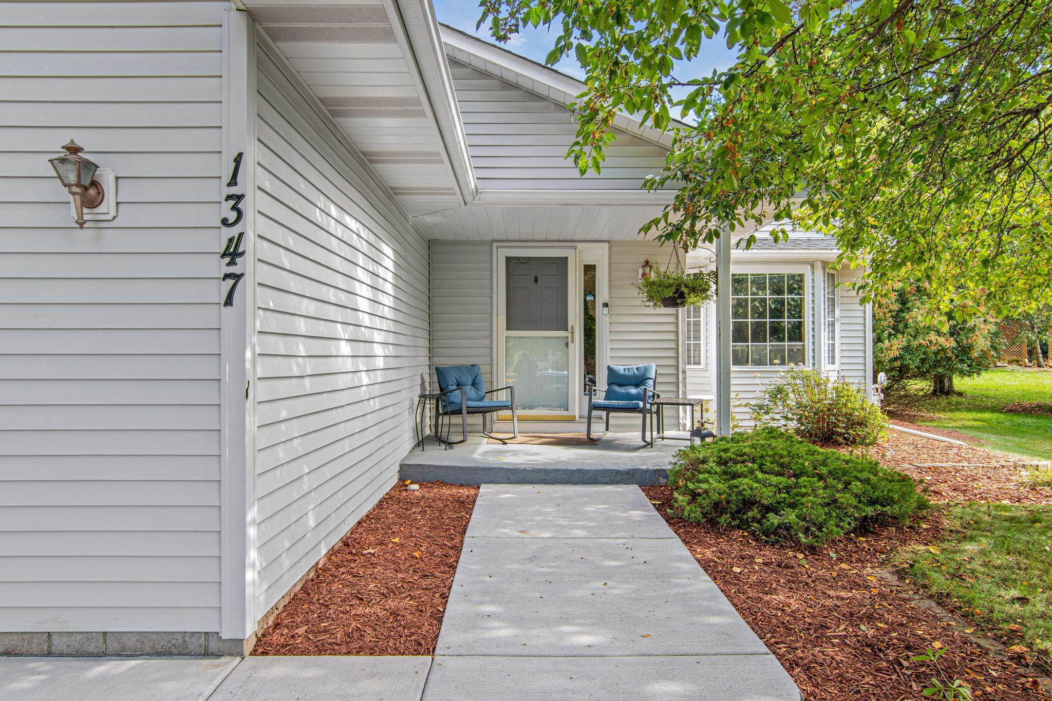 1347 Benson Boulevard E Property Photo 25