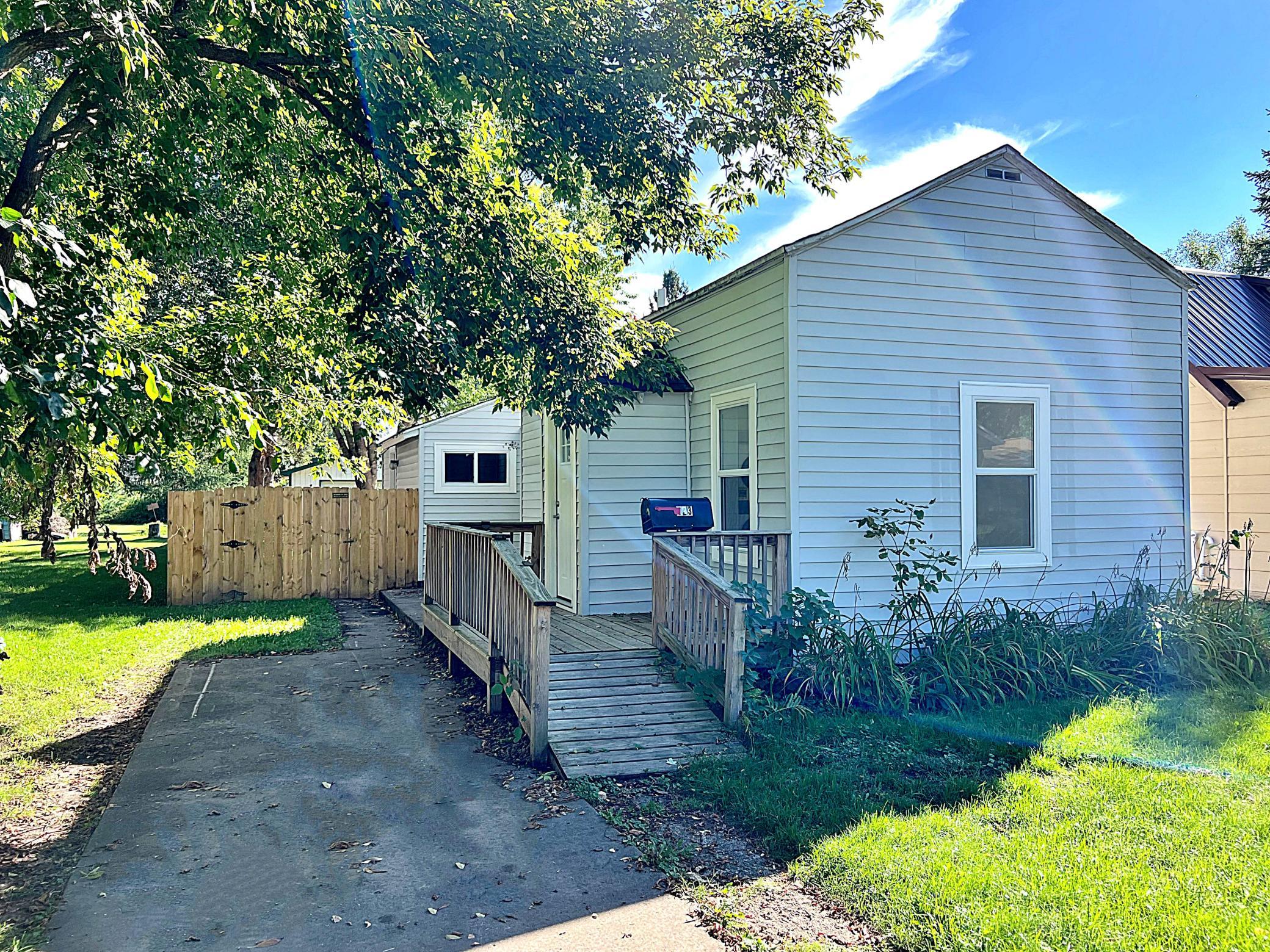 123 3rd Street Ne Property Photo 1