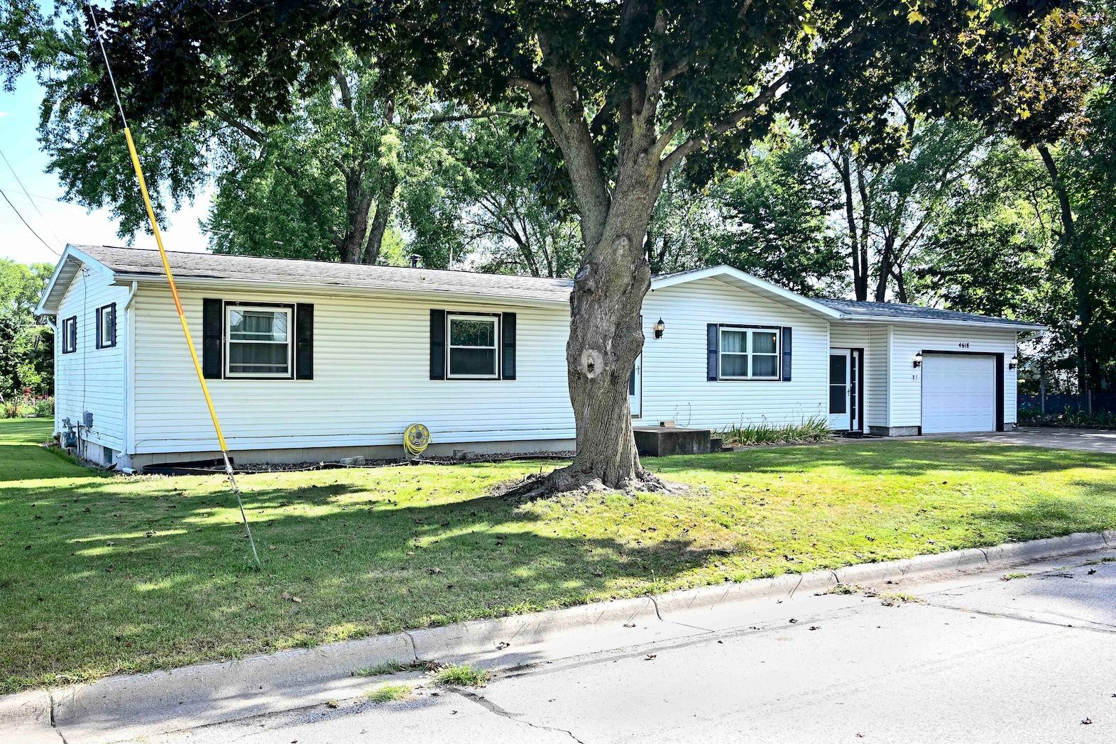 4618 W 5th Street Property Photo 1