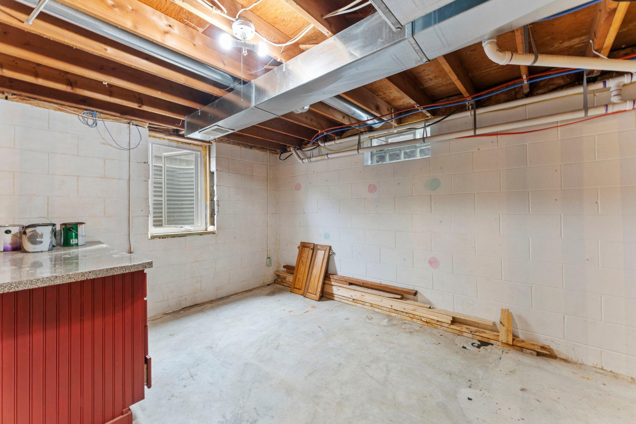 135 Davis Street S Property Photo 33