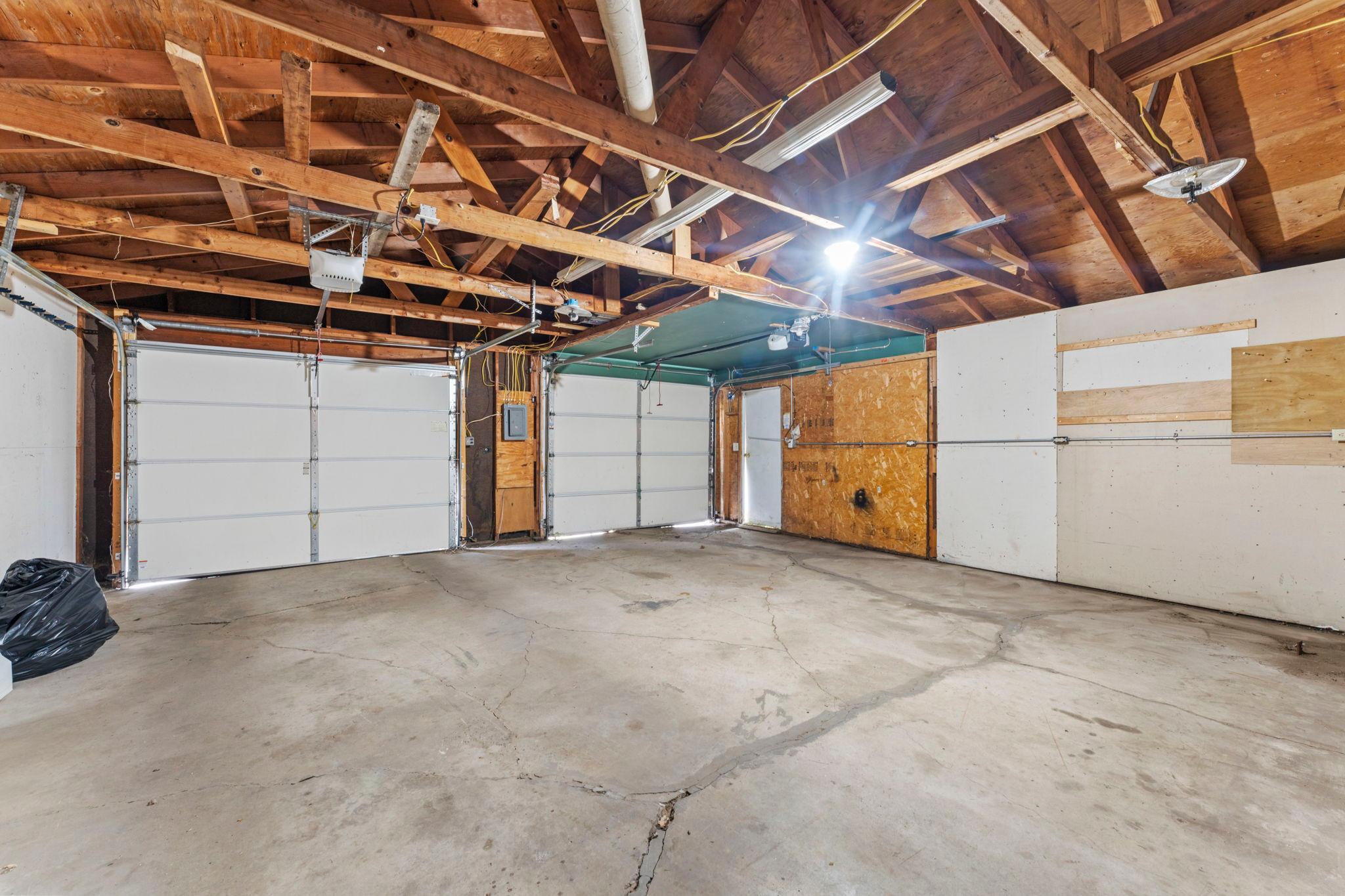 135 Davis Street S Property Photo 45