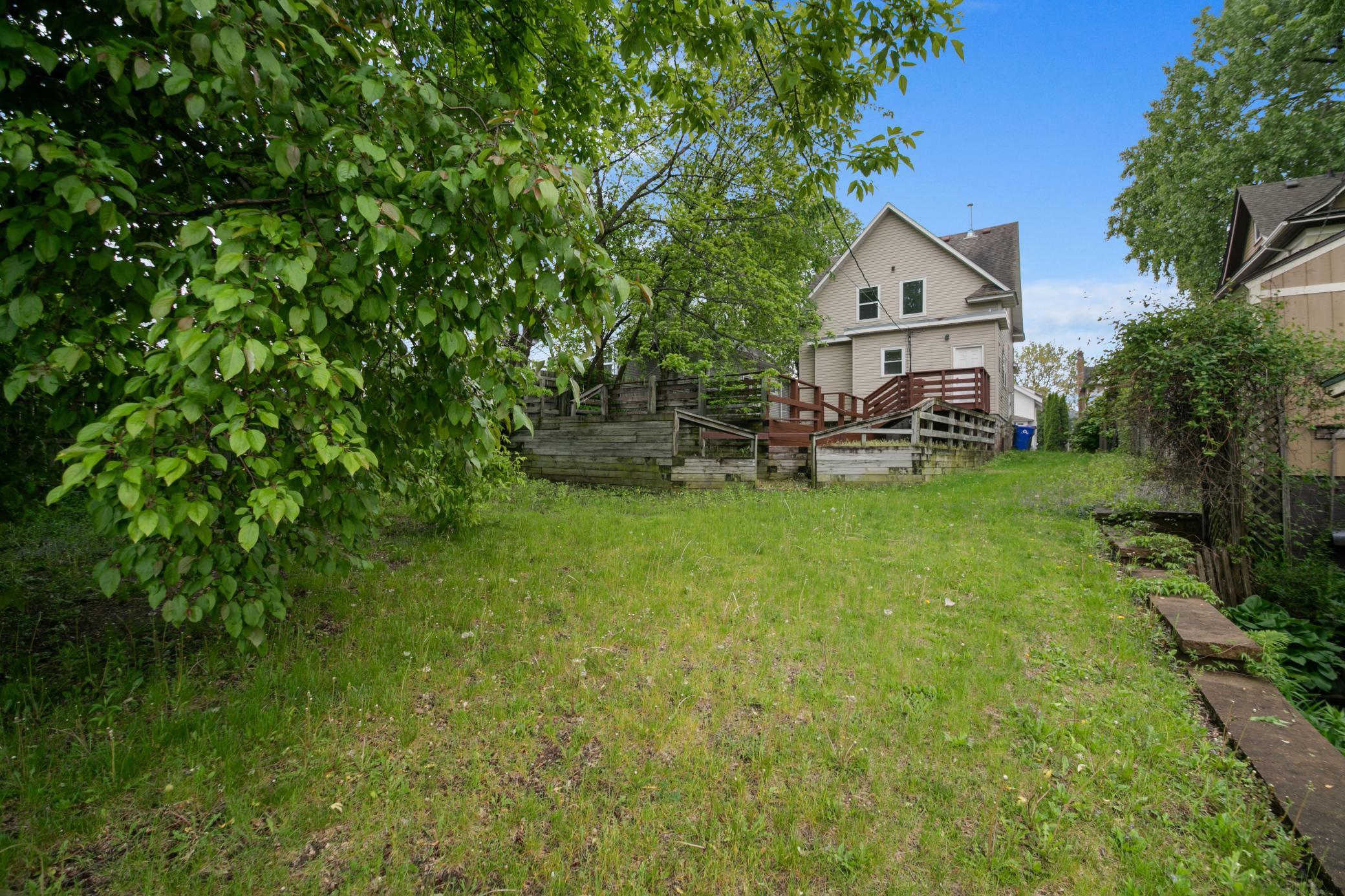 985 5th Street E Property Photo 26