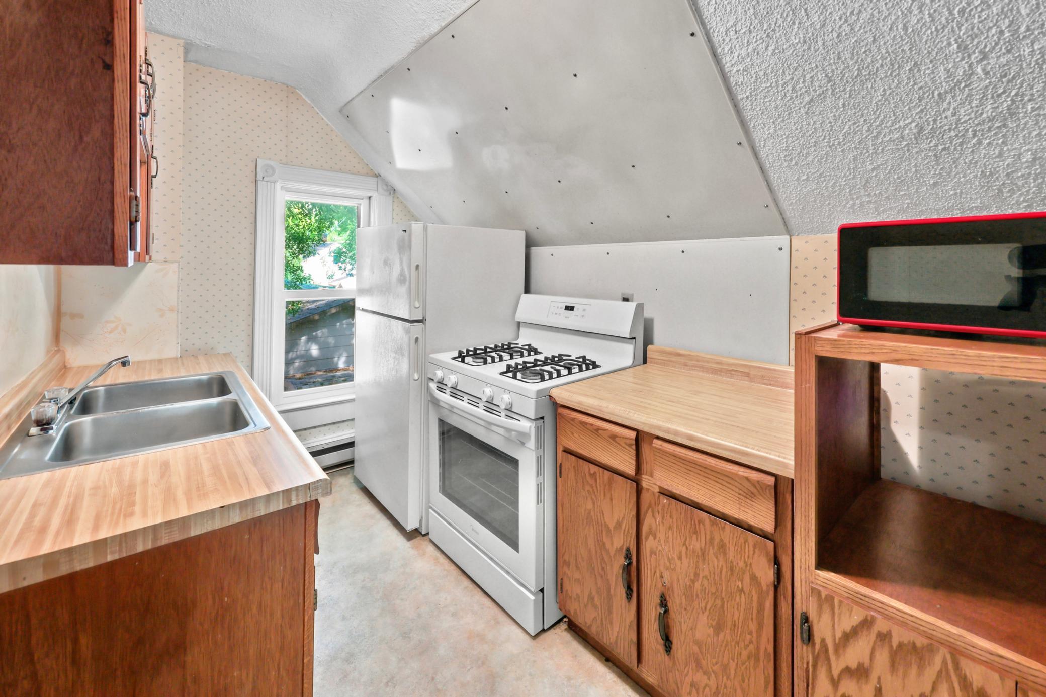 226 3rd Avenue Ne Property Photo 27