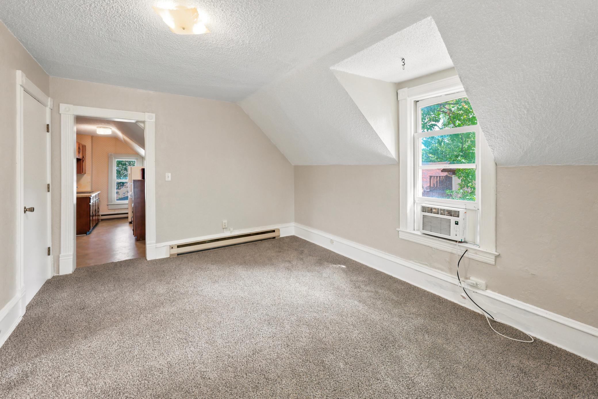 226 3rd Avenue Ne Property Photo 29