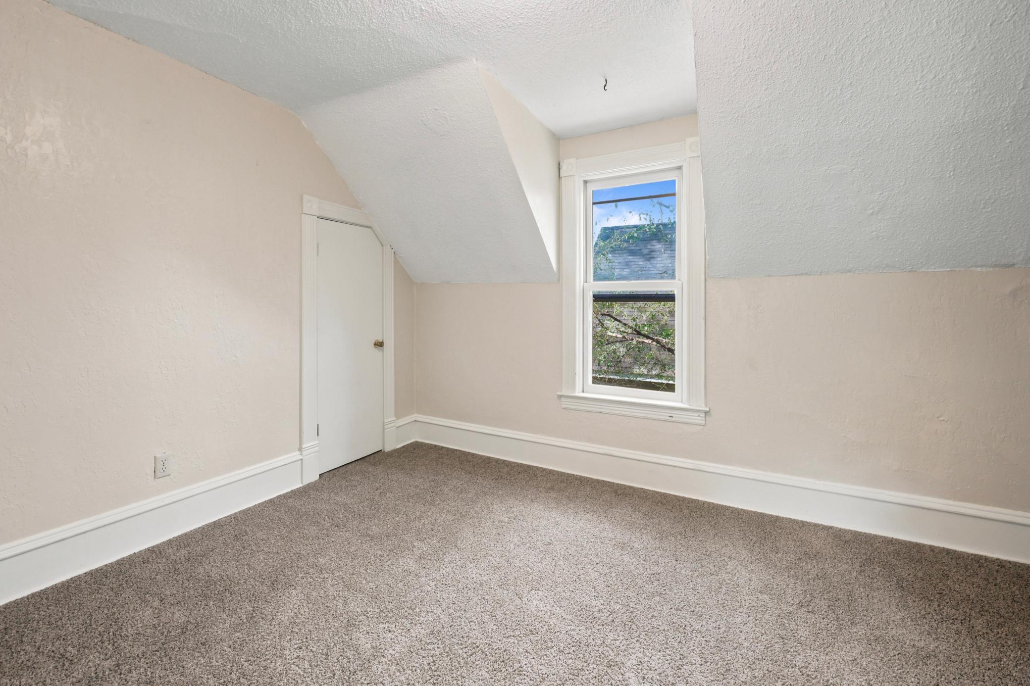 226 3rd Avenue Ne Property Photo 36