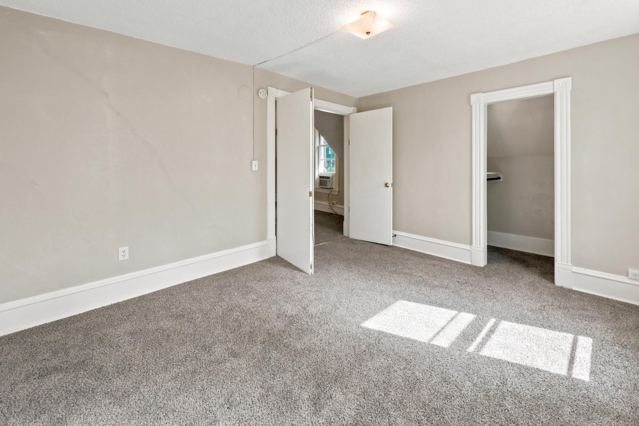 226 3rd Avenue Ne Property Photo 38