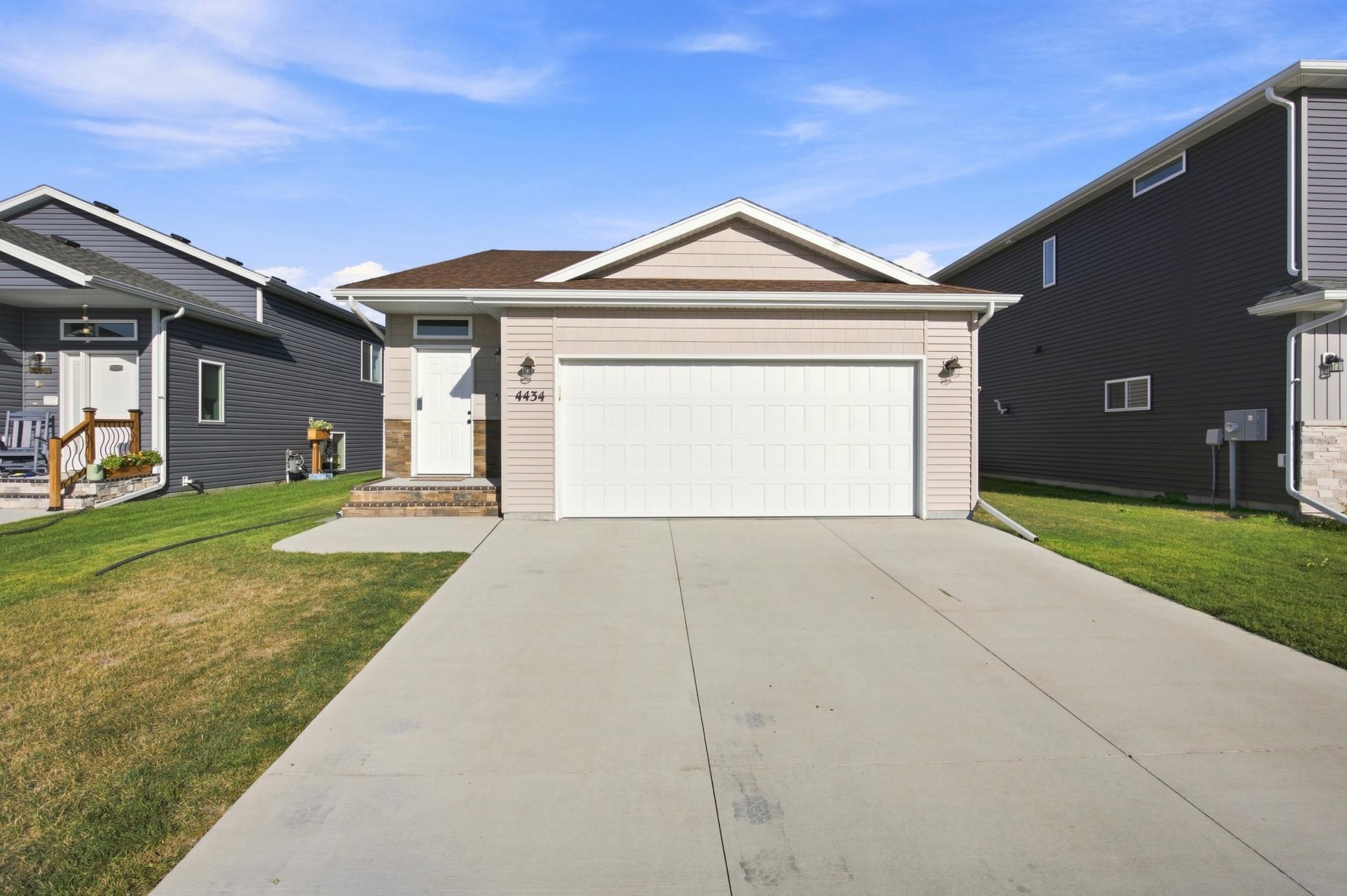 4434 19th Street S Property Photo 1