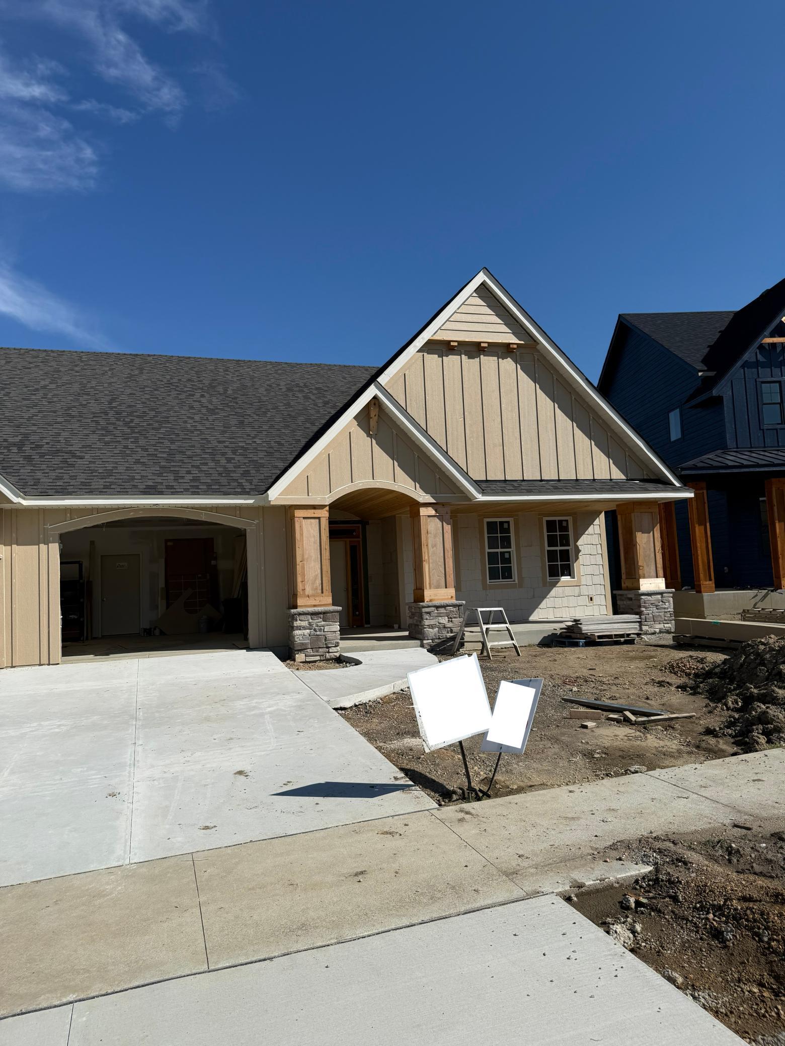 3745 Brookside Drive Property Photo 1