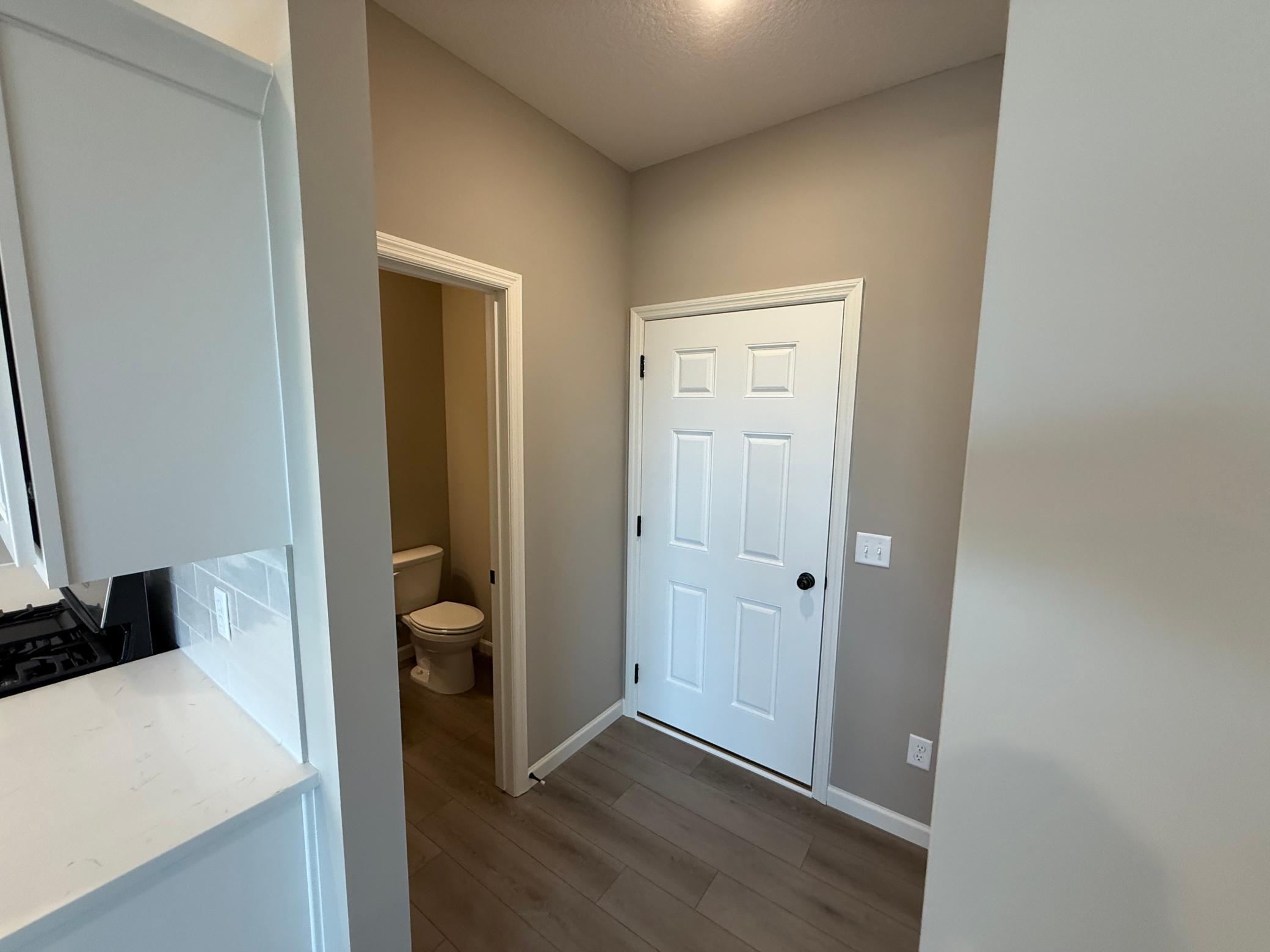 2742 Ivan Avenue Ne Property Photo 12