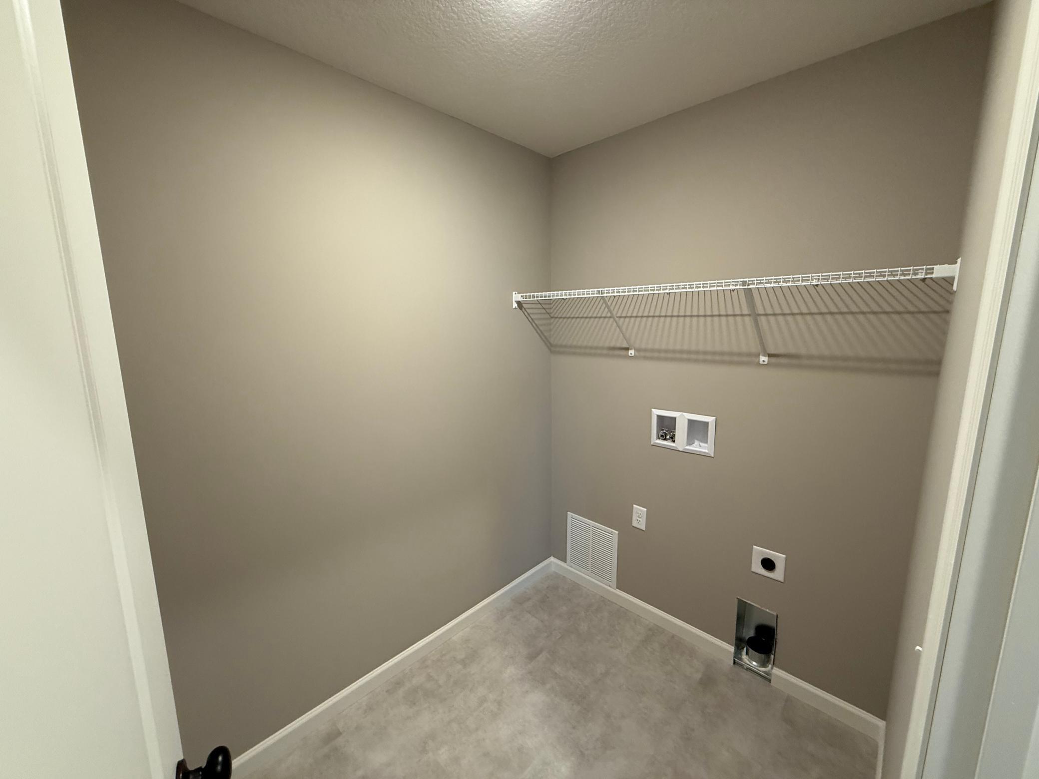 2742 Ivan Avenue Ne Property Photo 17