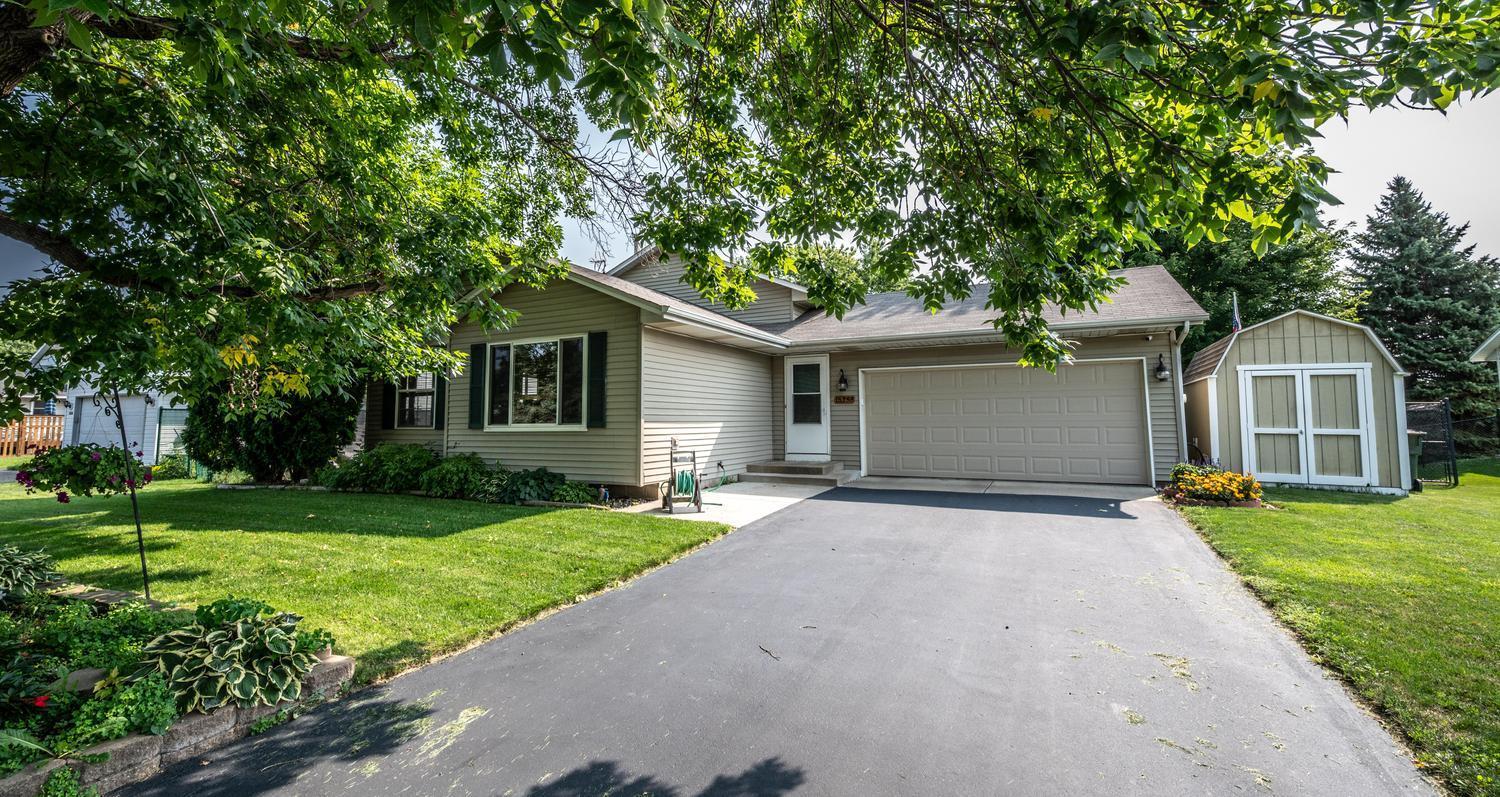 15288 Chokecherry Avenue Property Photo 4