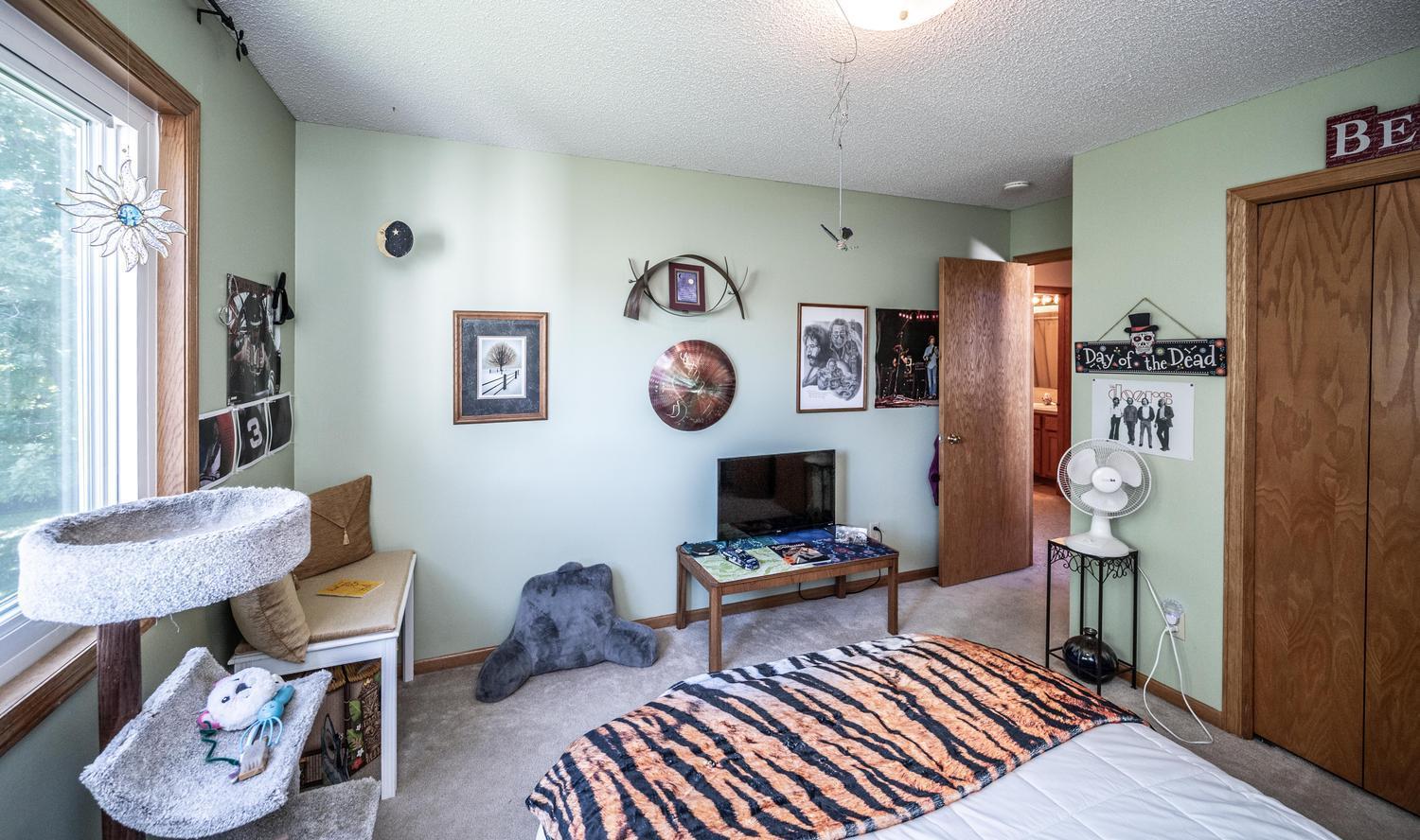 15288 Chokecherry Avenue Property Photo 16