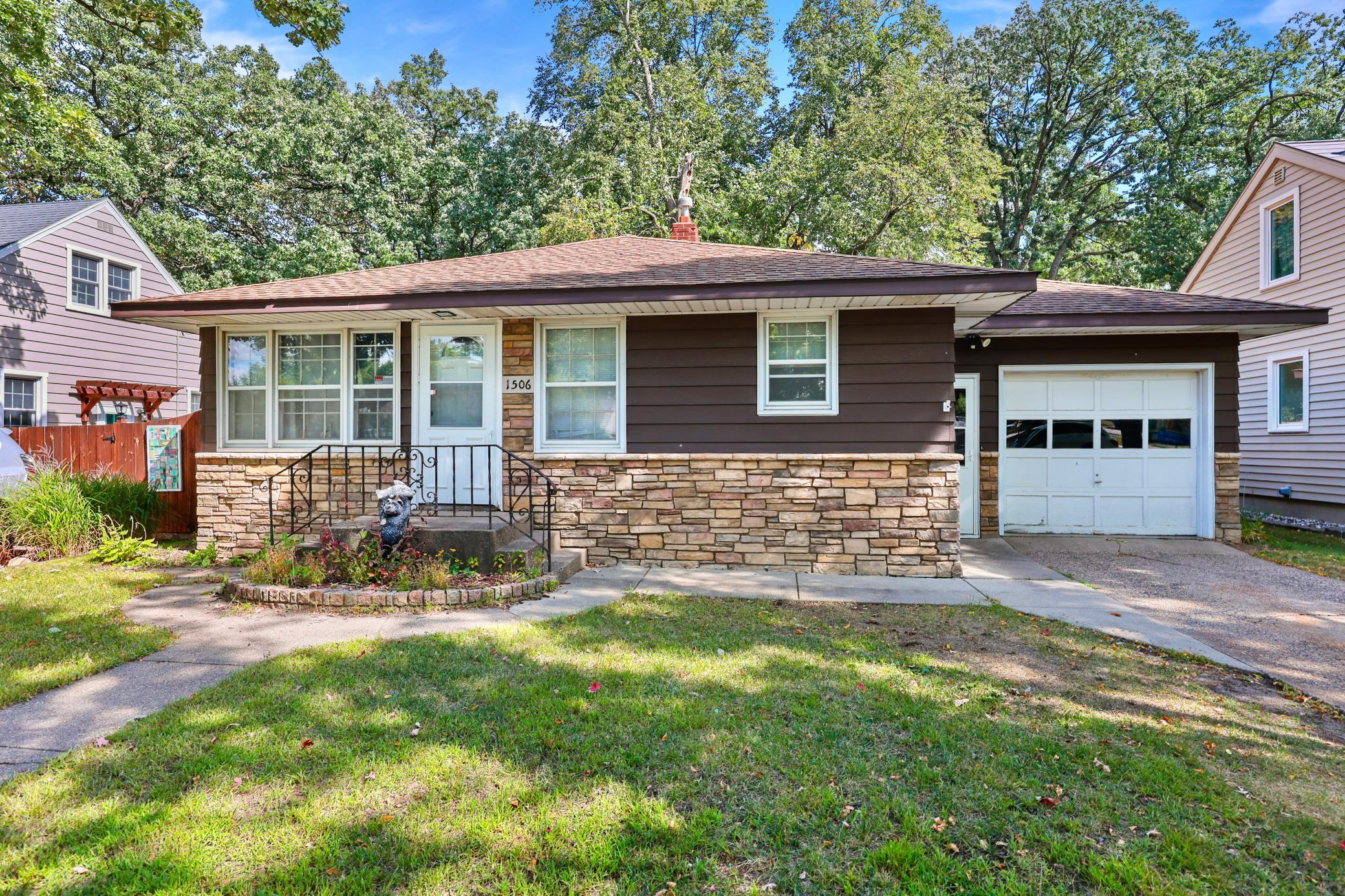 1506 8th Avenue N Property Photo 1