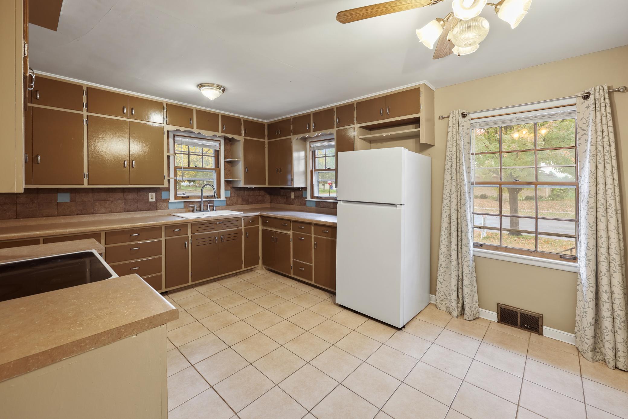 1506 8th Avenue N Property Photo 8