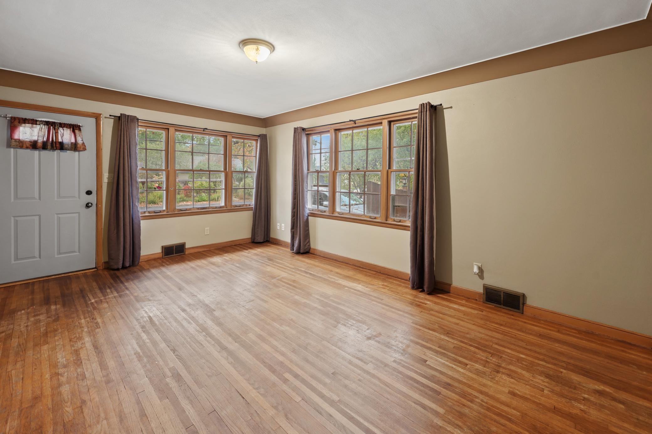 1506 8th Avenue N Property Photo 14