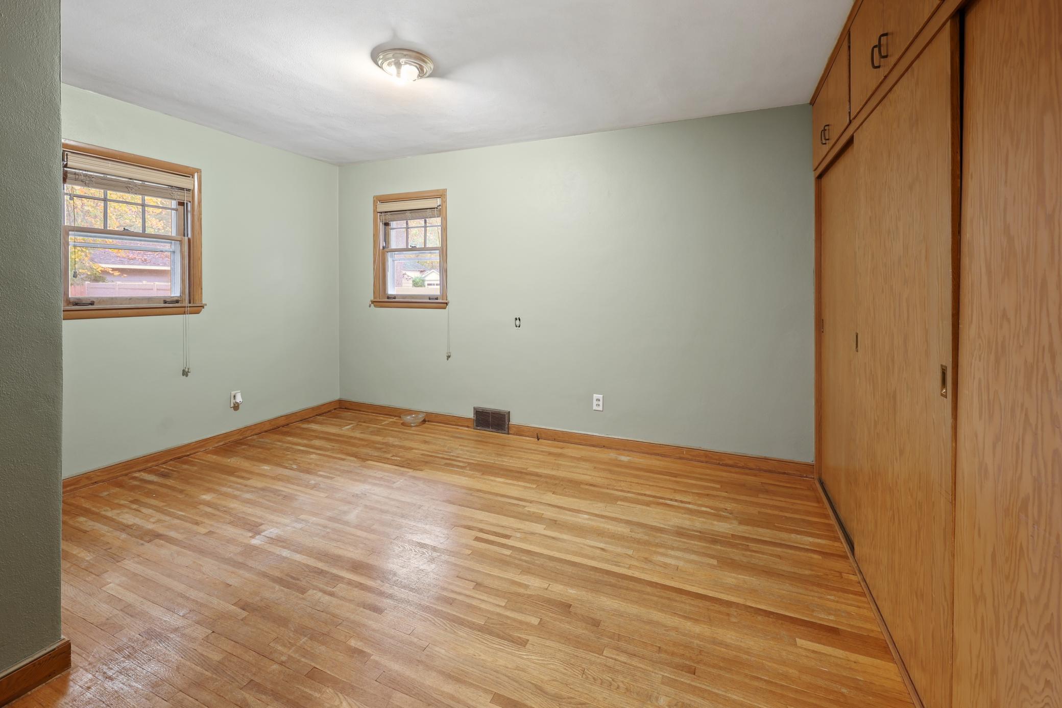 1506 8th Avenue N Property Photo 18