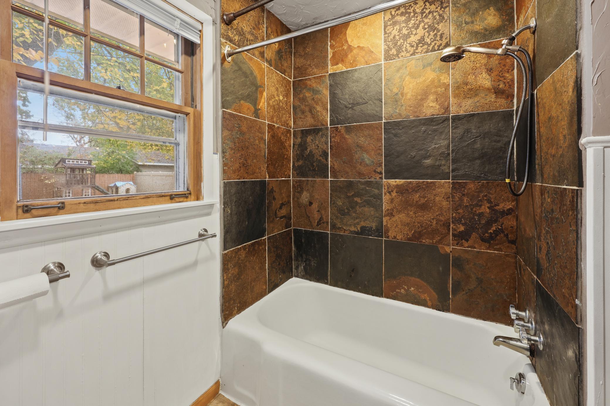 1506 8th Avenue N Property Photo 26